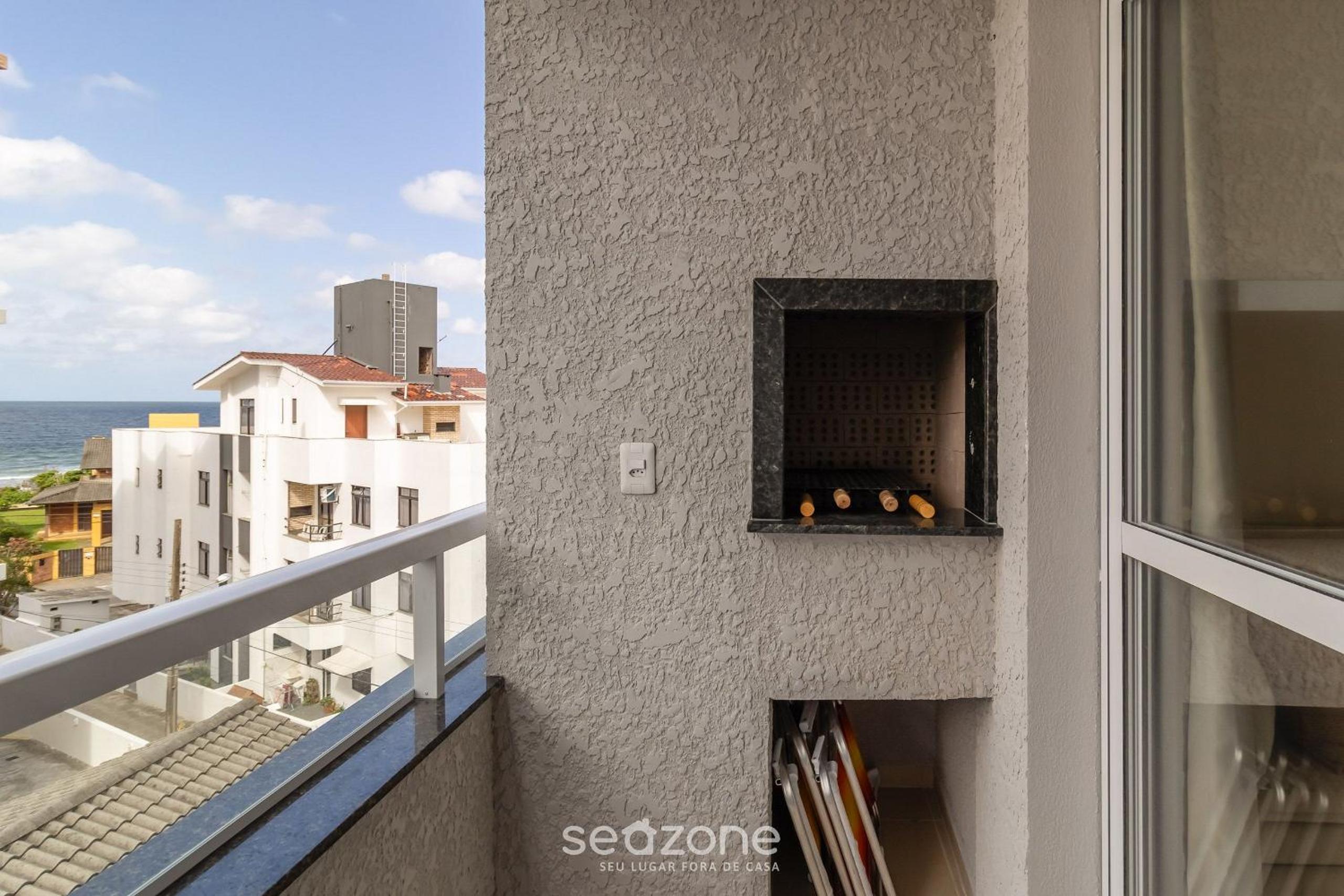 Nice and equipped apt. 200m from the beach PRA0304