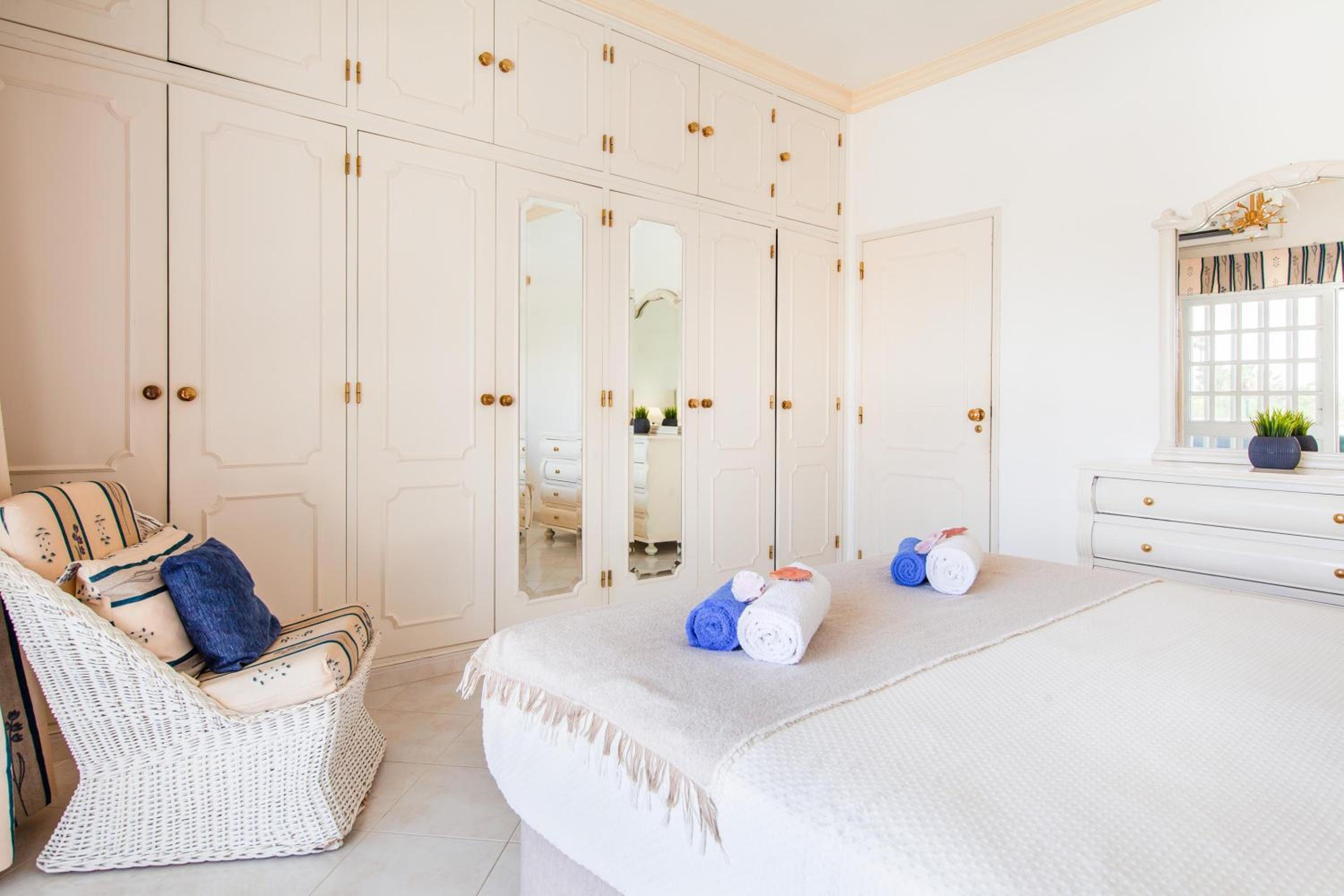 Villa Paloma - tranquilidade com piscina aquecível e BBQ - Albufeira