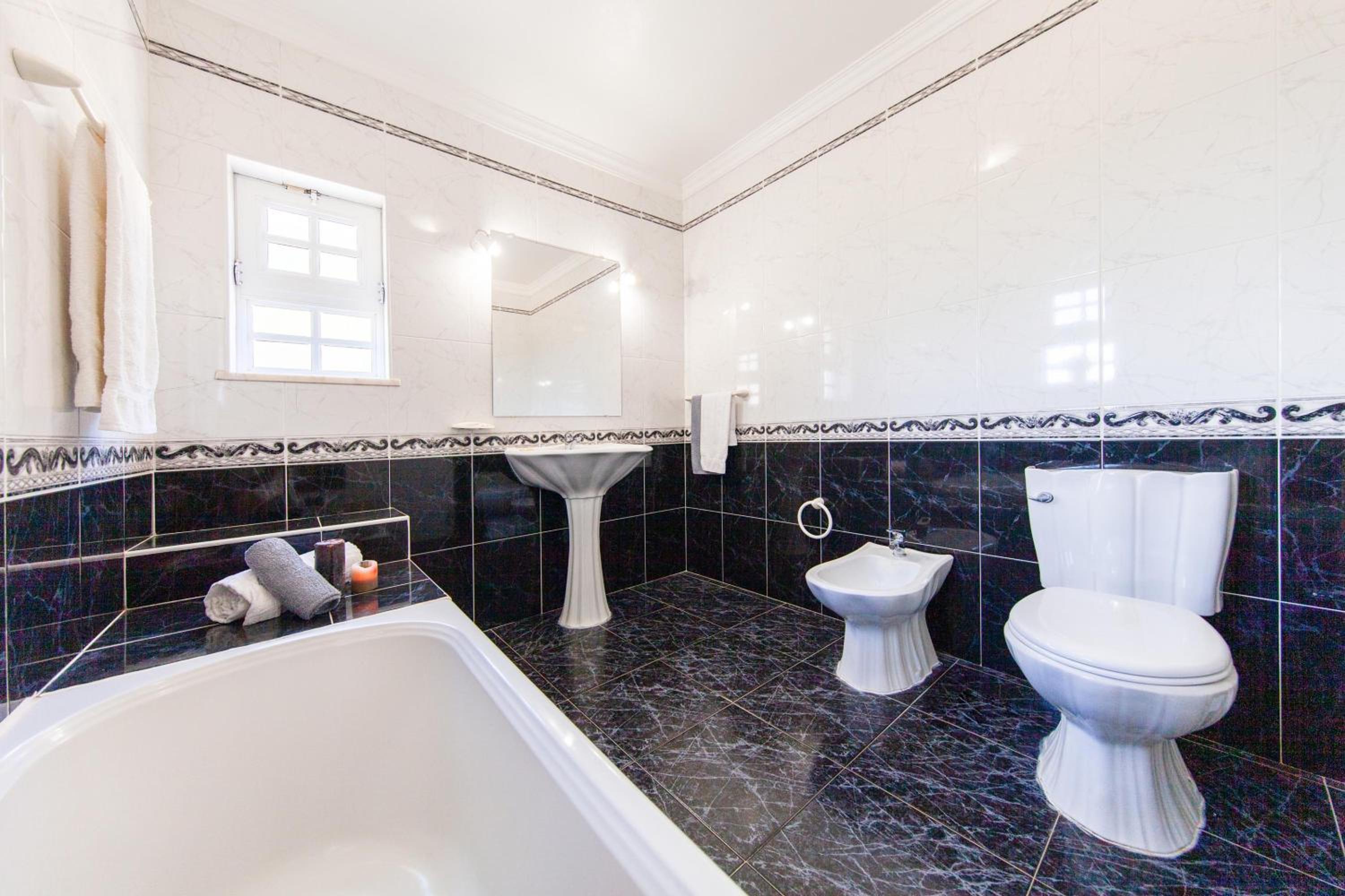 Villa Paloma - tranquilidade com piscina aquecível e BBQ - Albufeira