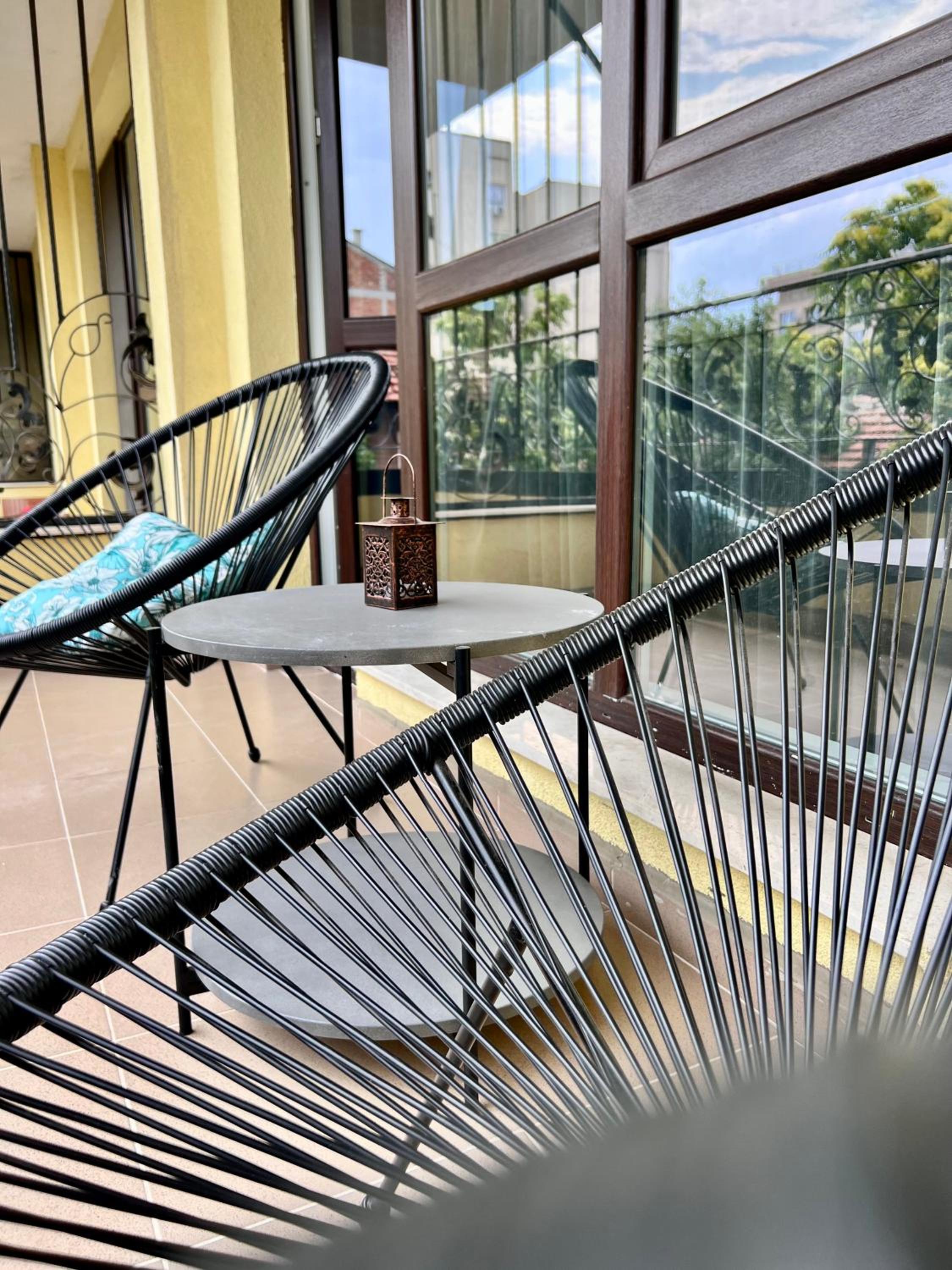 Bodega Apartments II