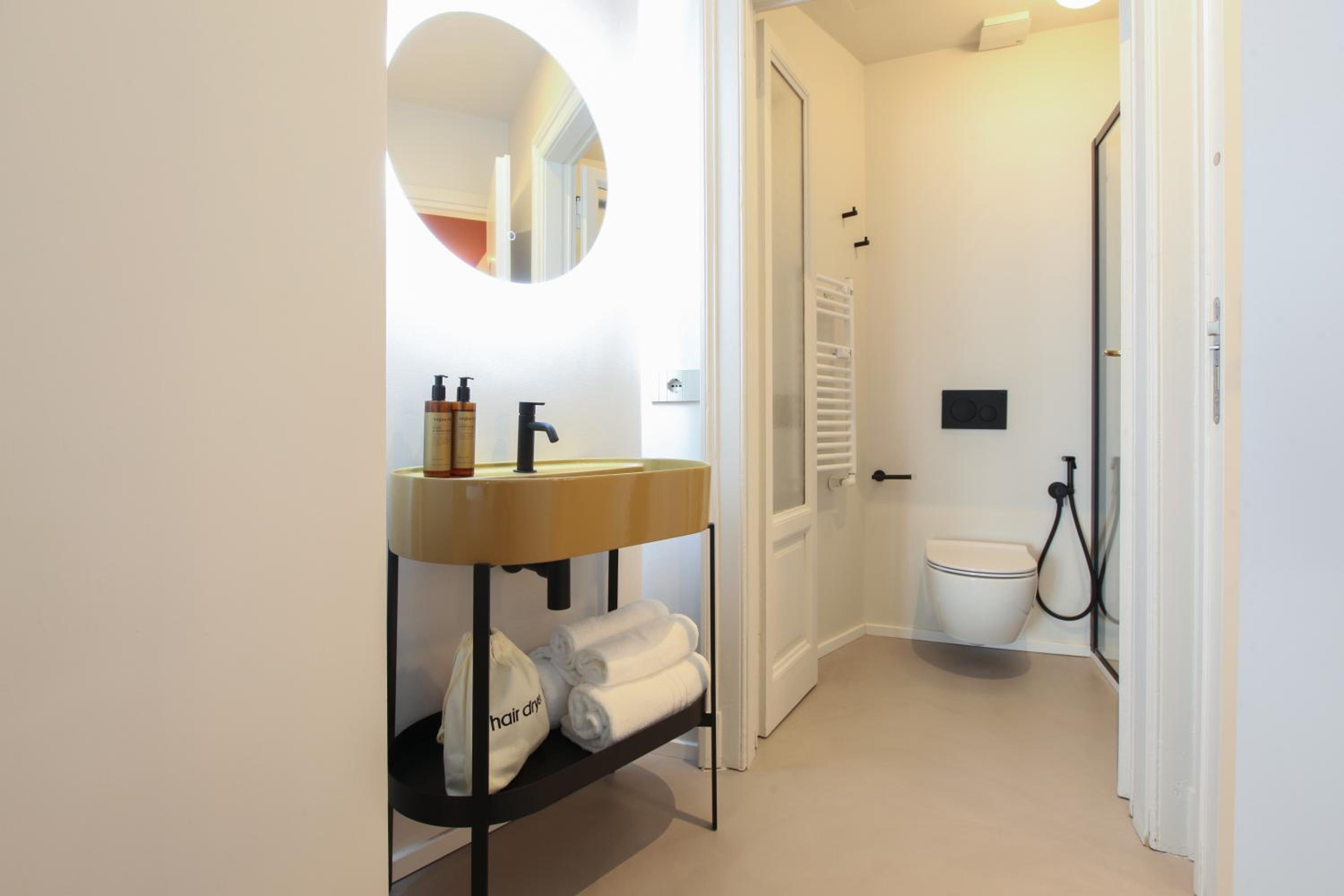 Cà Bèla - Certosa SUITES