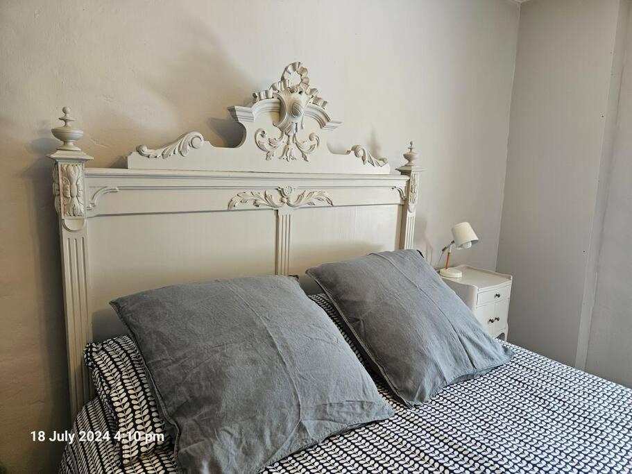 Spacious Farmhouse between St Agnes & Porthowan view 3