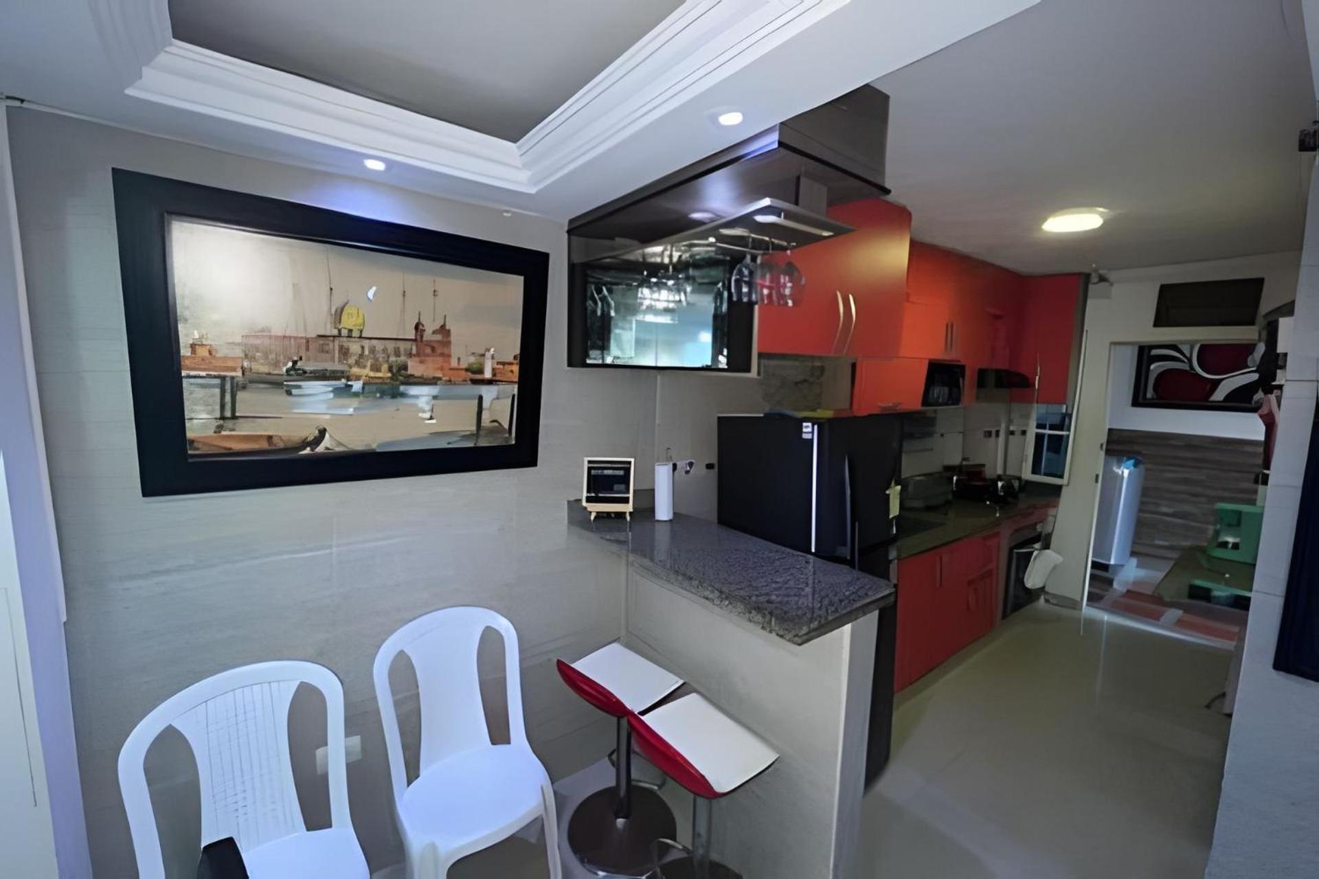 Casa 4 habitaciones a 5 min puerta de oro by Accommodo360