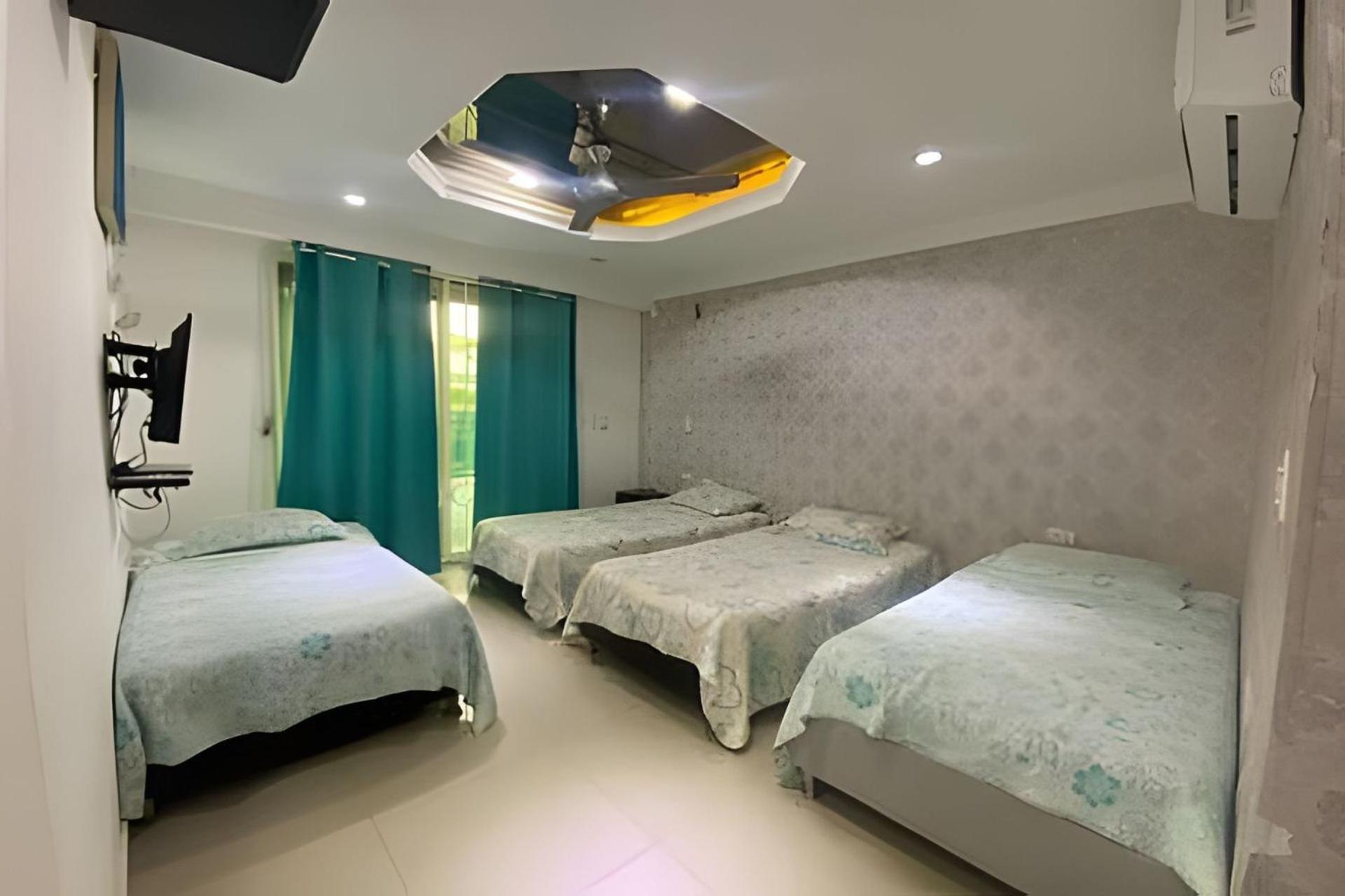 Casa 4 habitaciones a 5 min puerta de oro by Accommodo360