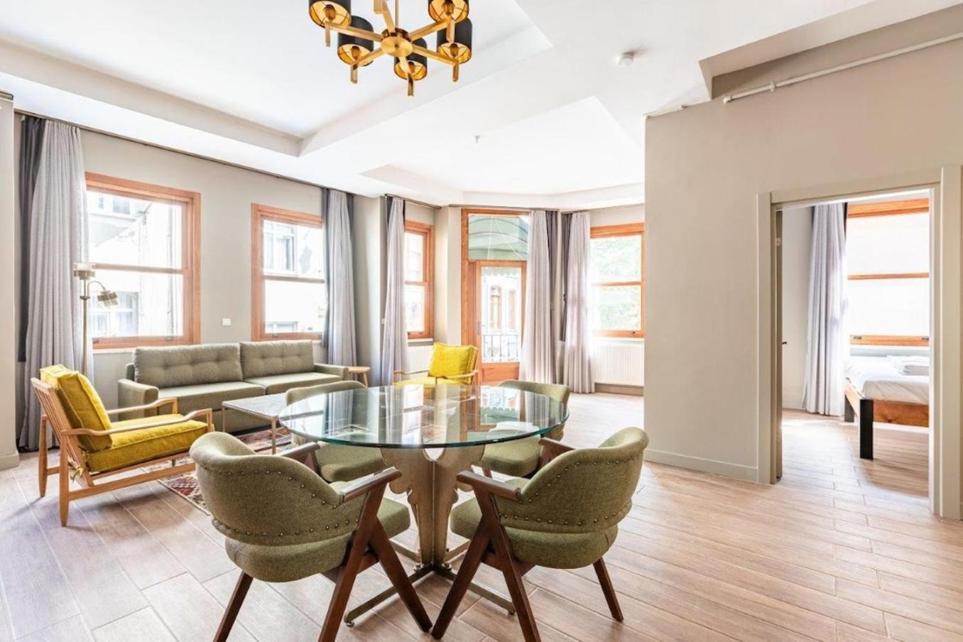 Stunning Bright Central Modern 1BD Balat Gem! #328