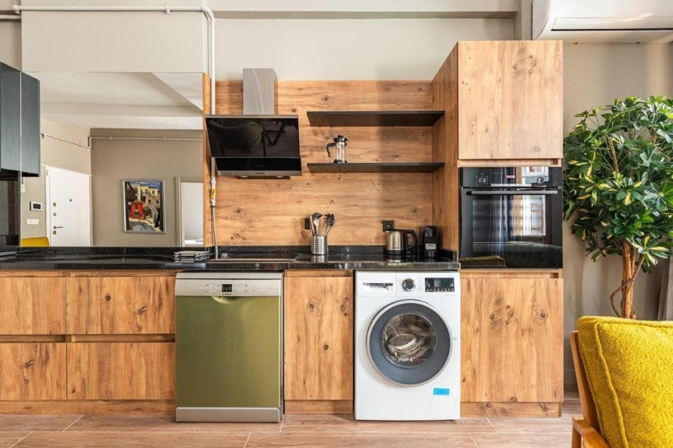 Stunning Bright Central Modern 1BD Balat Gem! #328