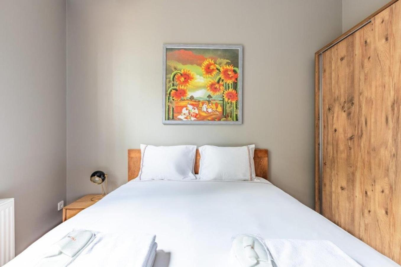 Stunning Bright Central Modern 1BD Balat Gem! #328