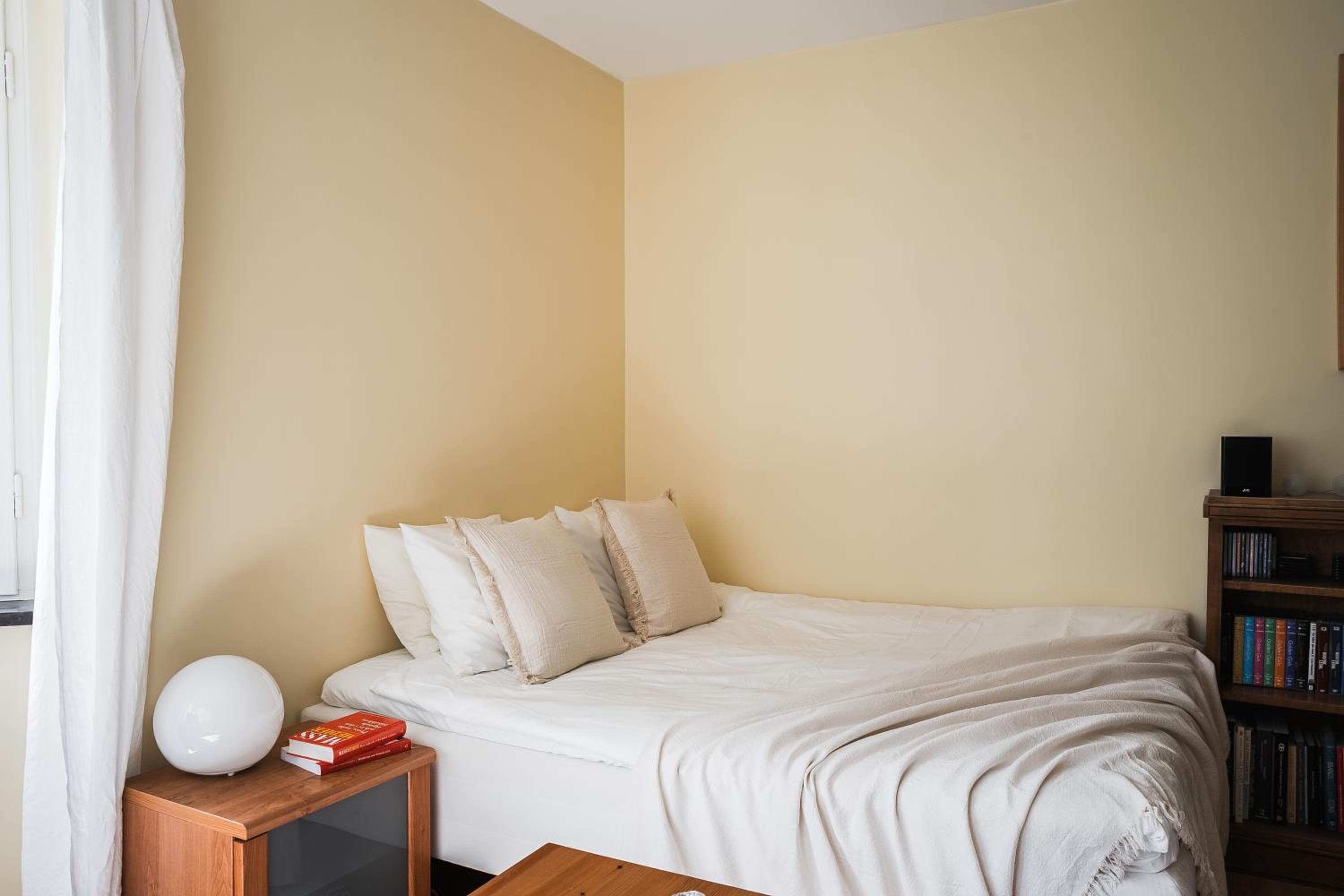 Prime Location City Apartment