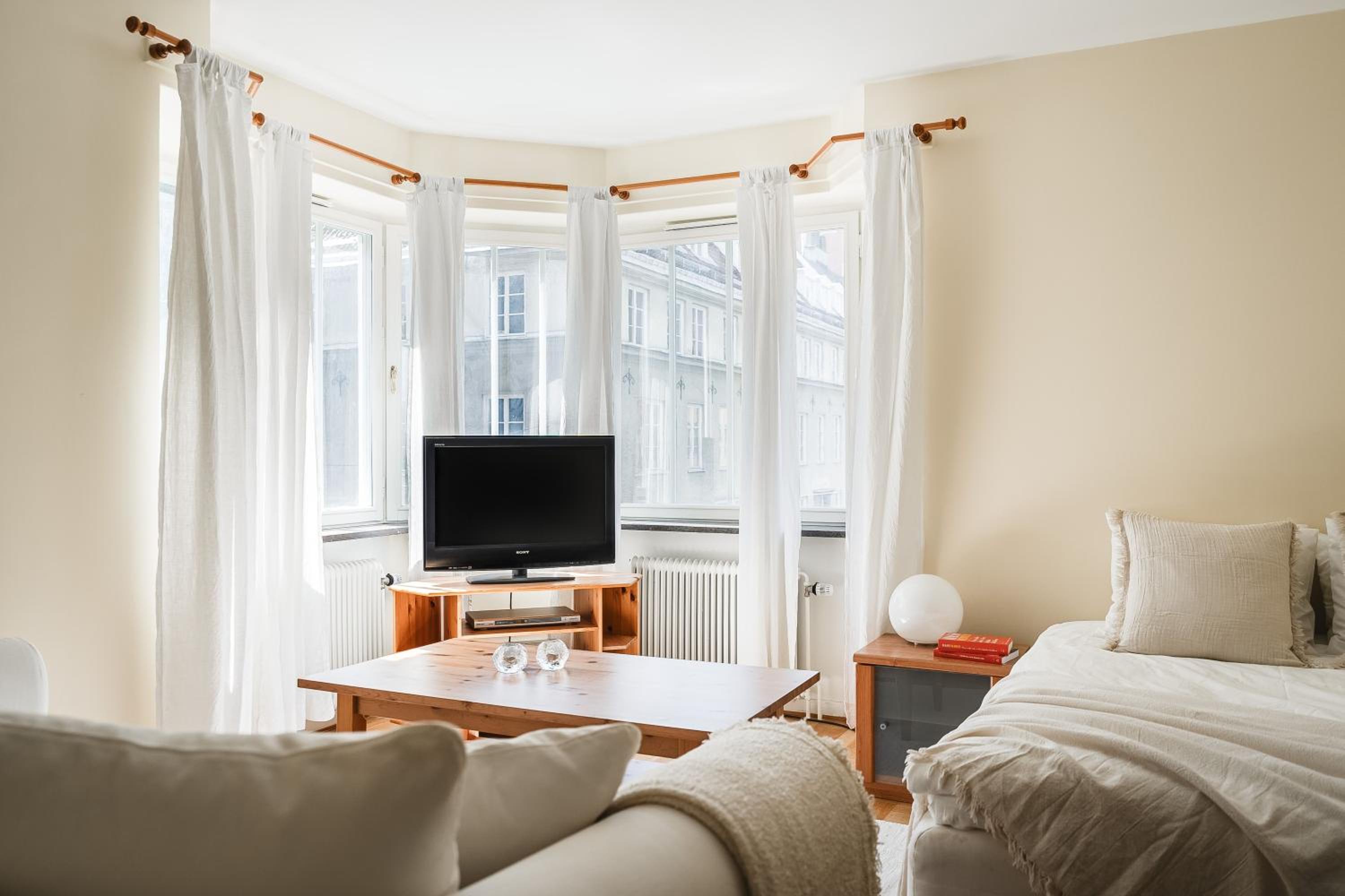 Prime Location City Apartment