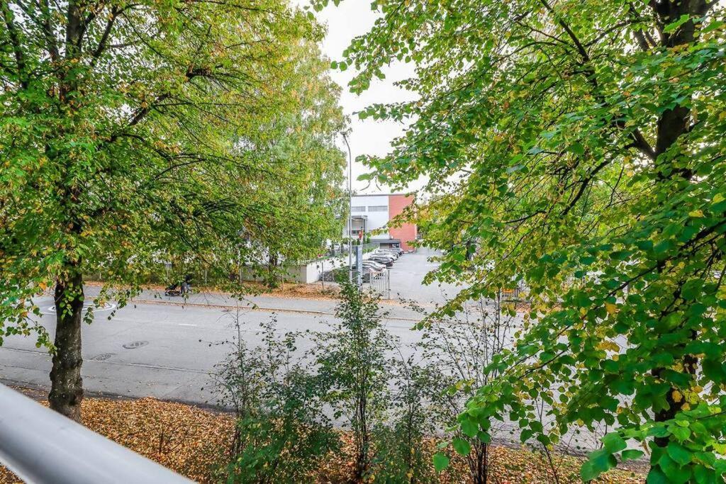 Cosy flat with good transport connections and Free parking