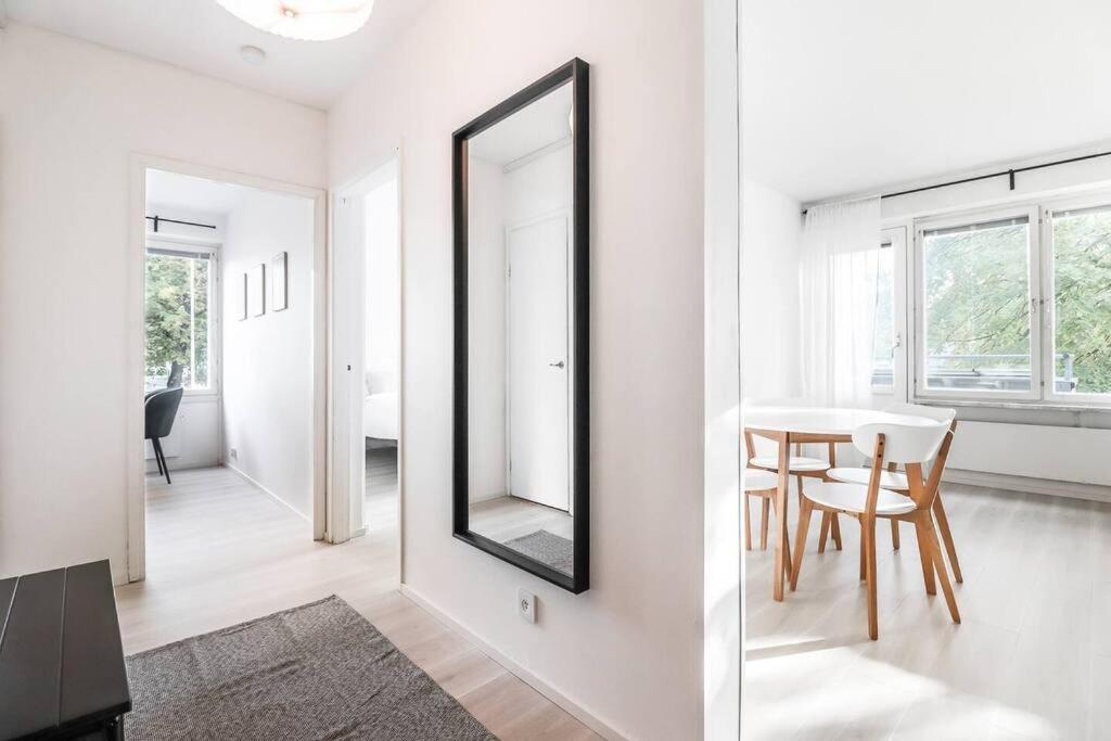 Cosy flat with good transport connections and Free parking