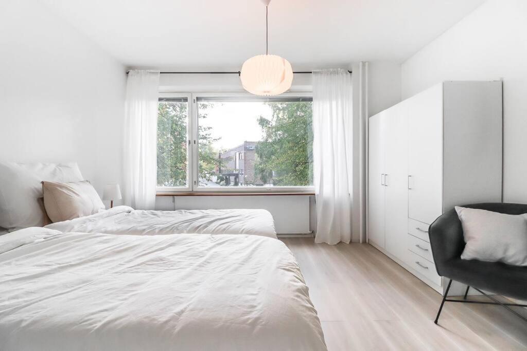 Cosy flat with good transport connections and Free parking