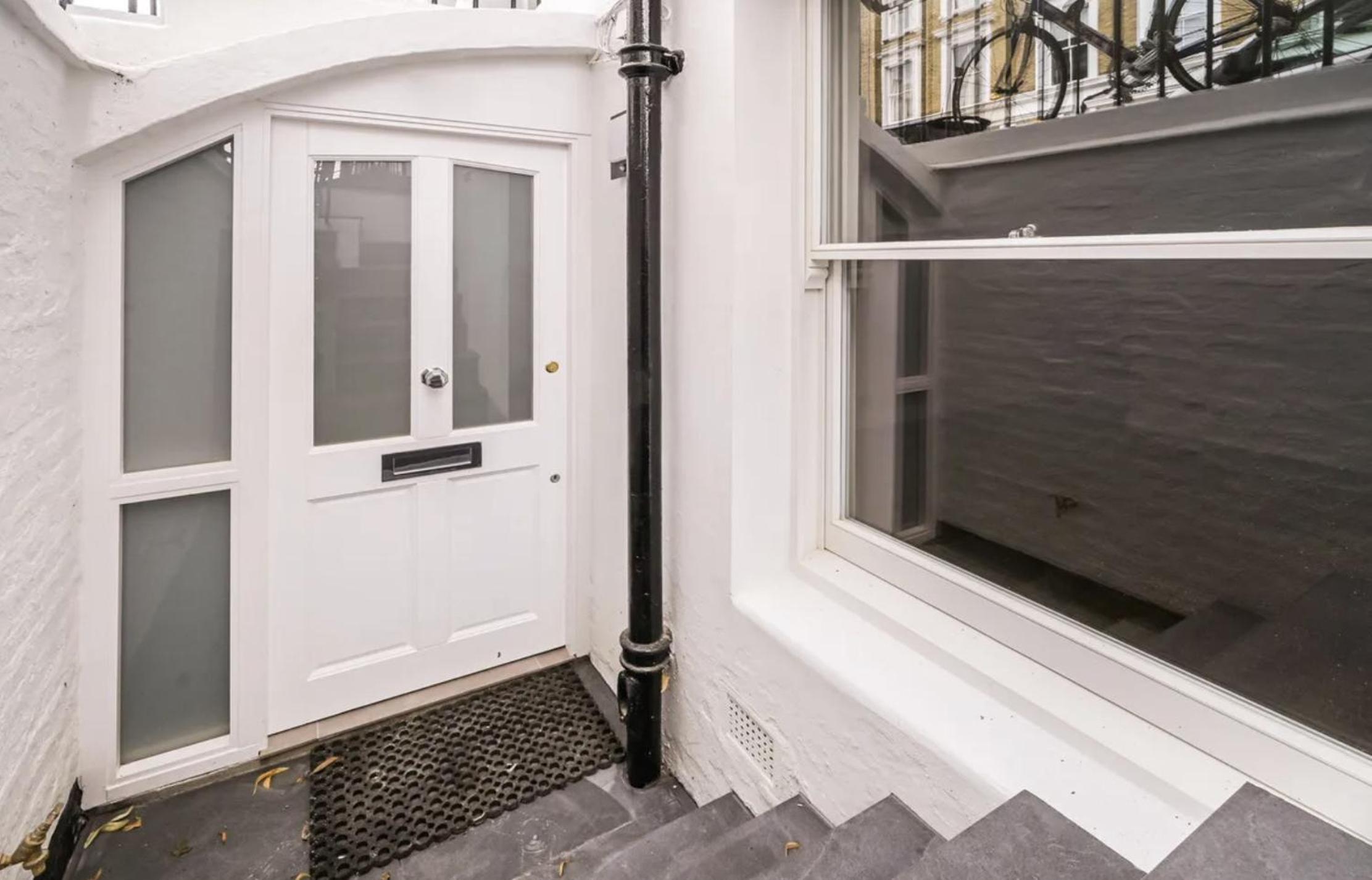 Niru Experience Jewel of Ifield Road 2BD 2BA