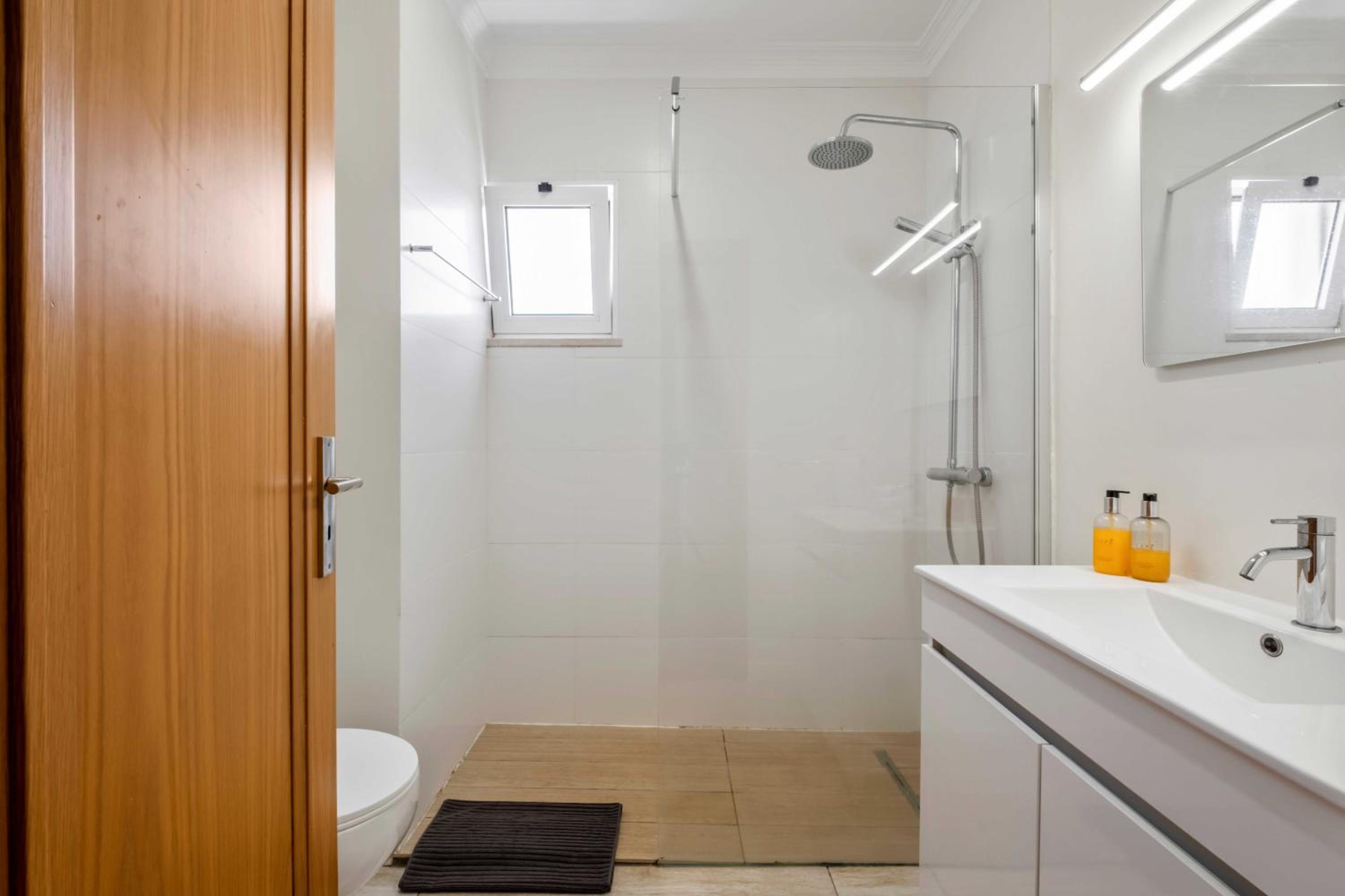 Photo 35