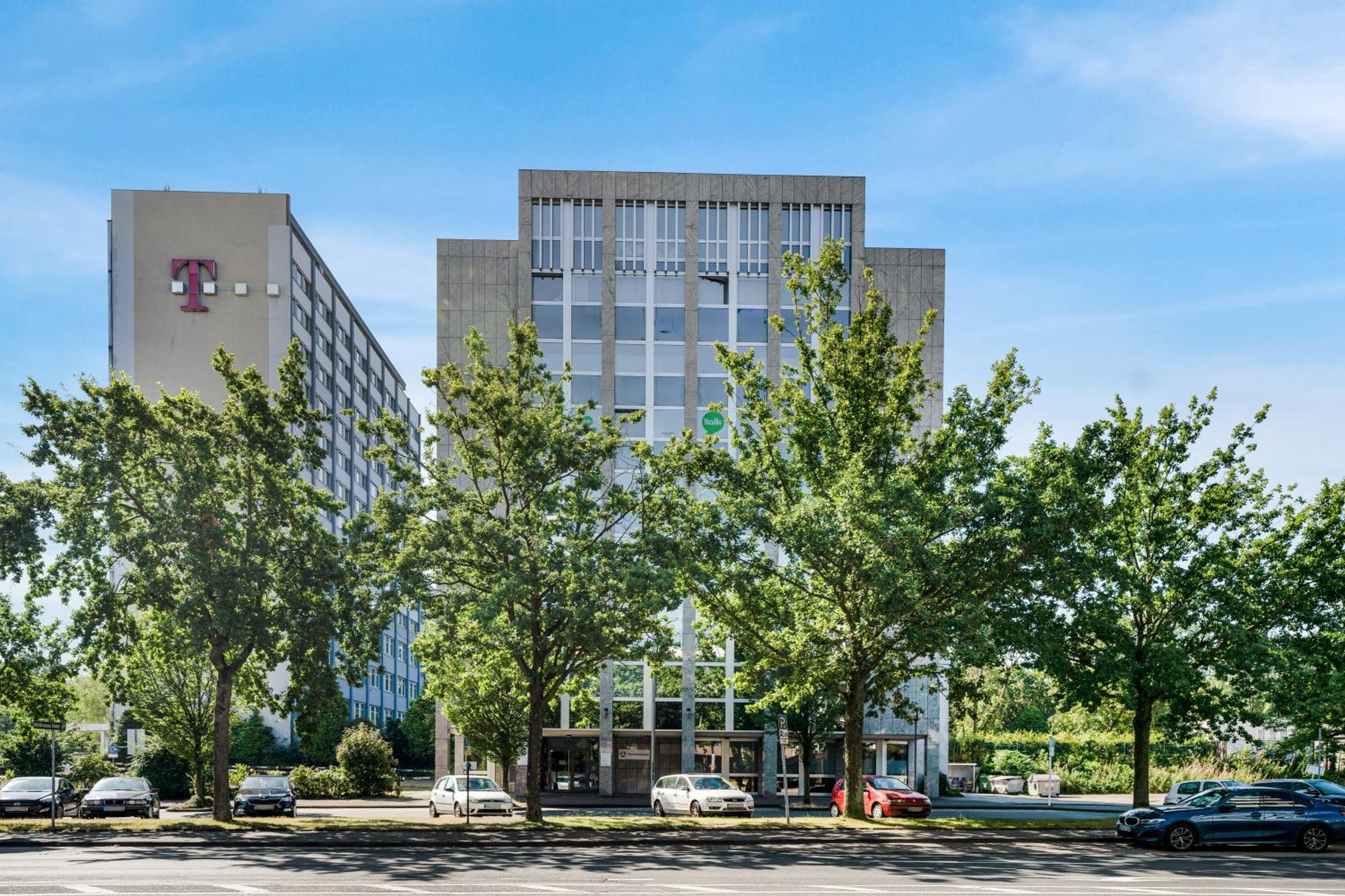 Penthouse 232QM, 12 Personen, Whirlpool, Terrasse, Parkplatz 25min bis Düsseldorf Messe