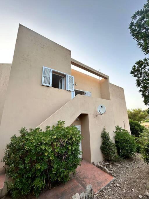 Holiday house with balcony, Costa Paradiso view 4