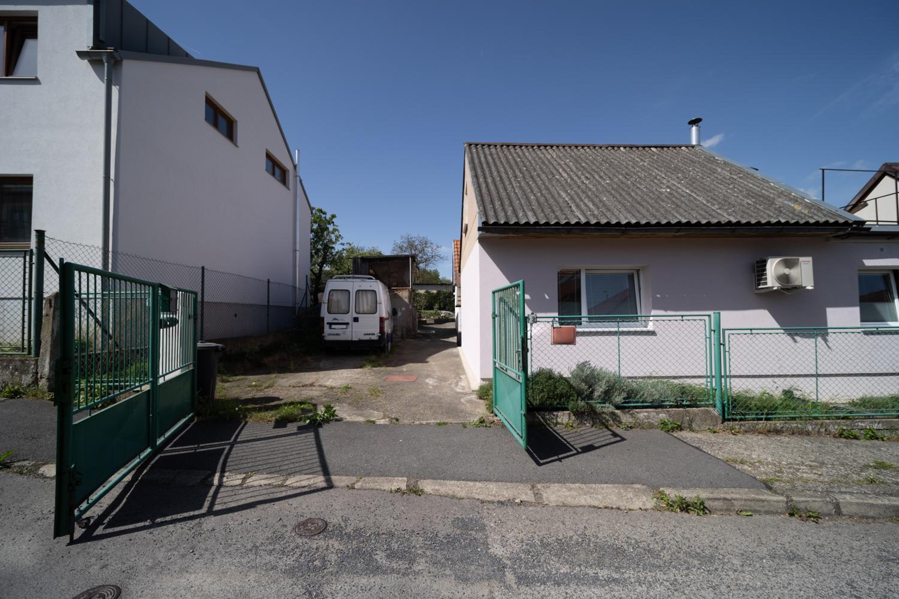 Celý dům s vybavenou kuchyní, koupelna s vířivkou