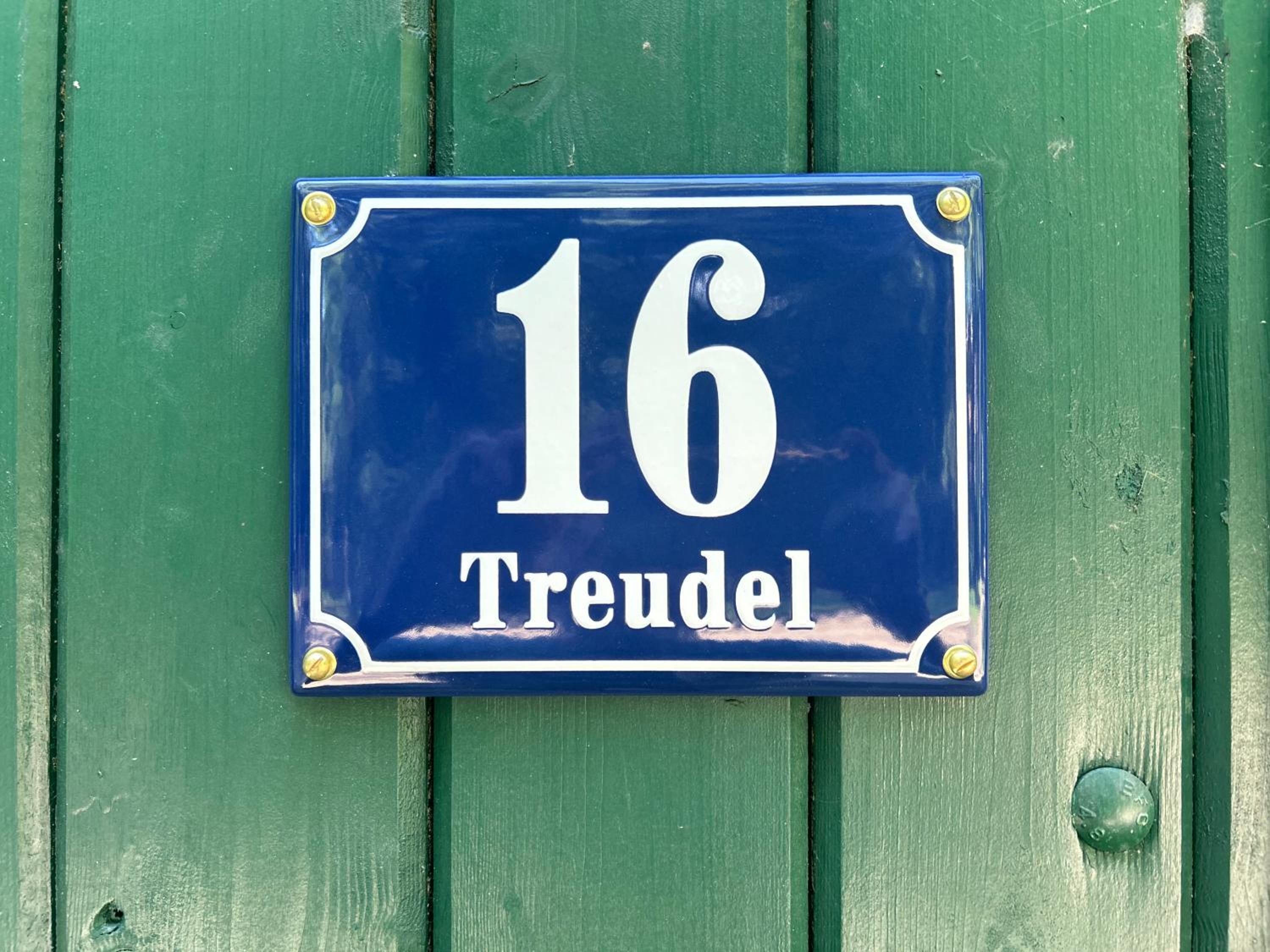 Ferienwohnung mit Garten in Meyenburg - KEINE MONTEURE