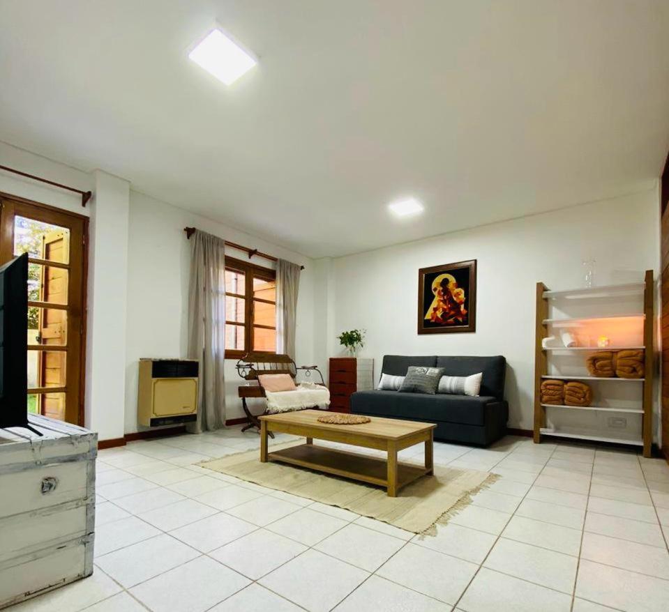 Departamento Elordi con patio y parrilla