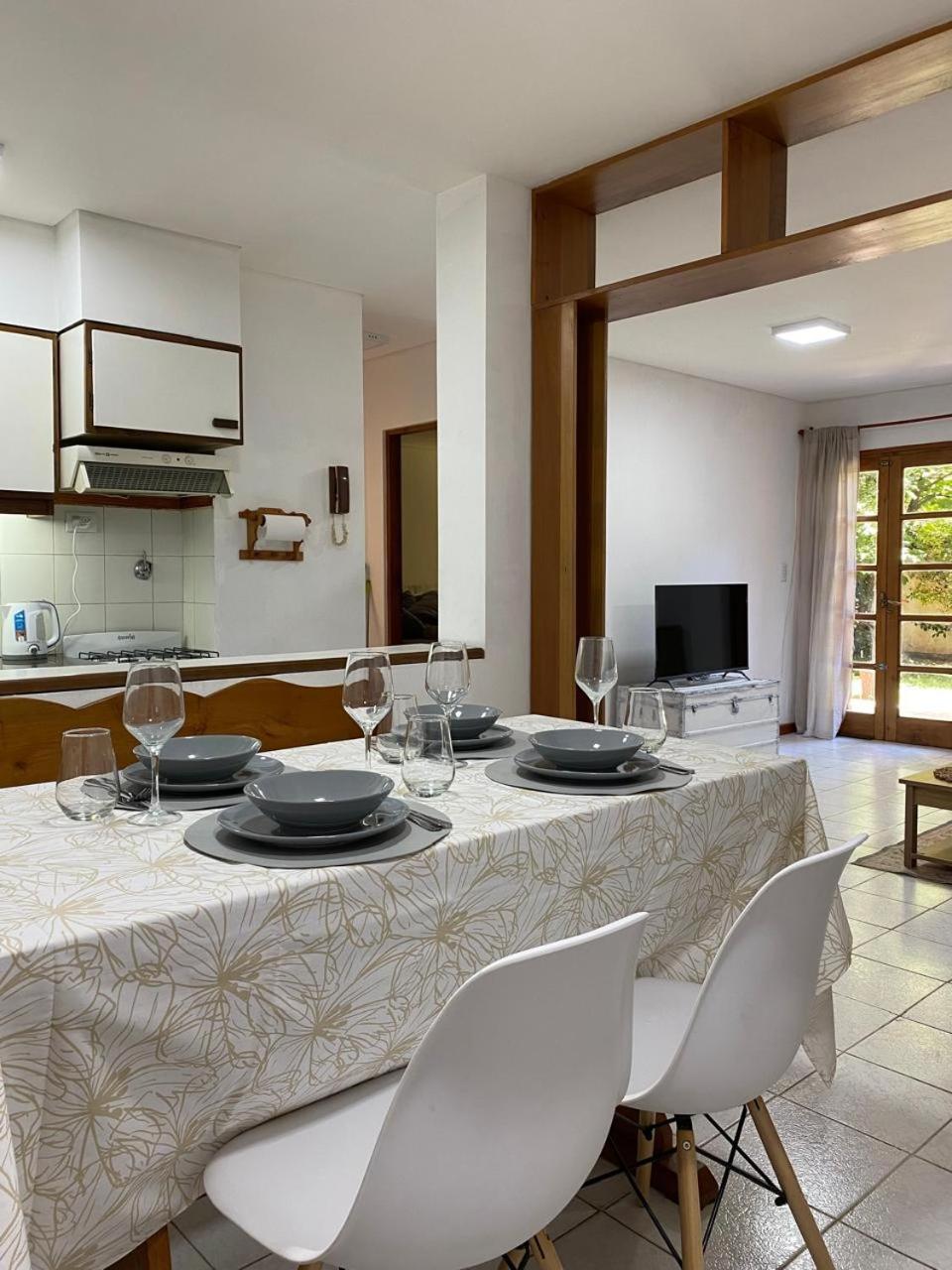 Departamento Elordi con patio y parrilla