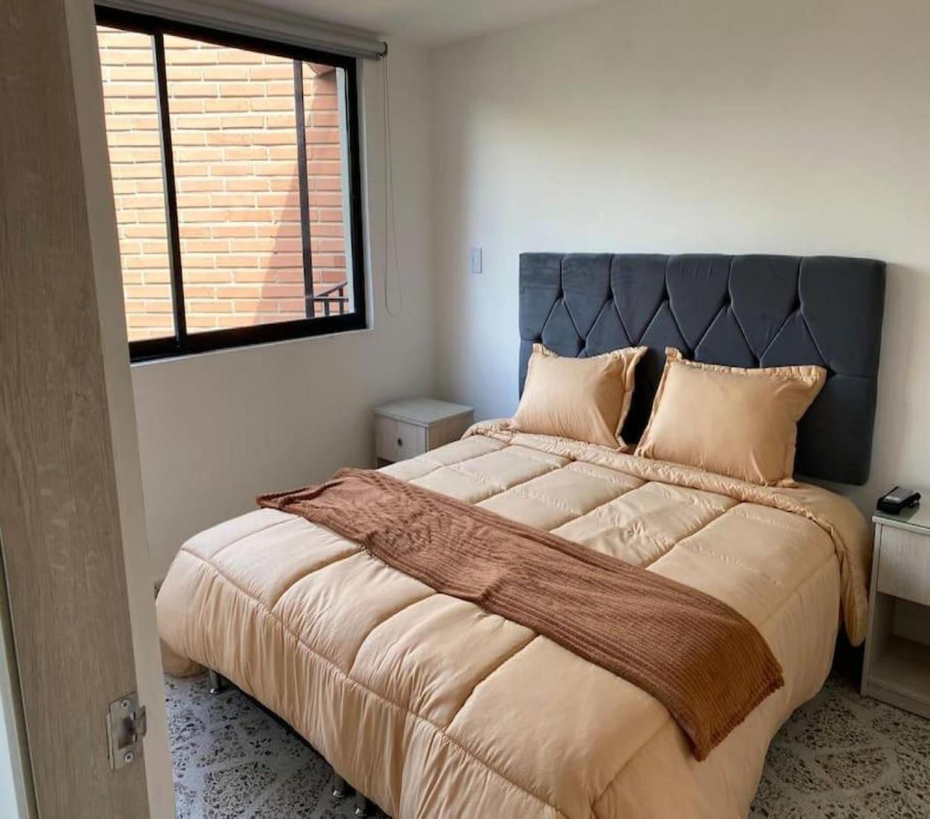 Loft Céntrico en Medellín Plaza Mayor y Parking 309