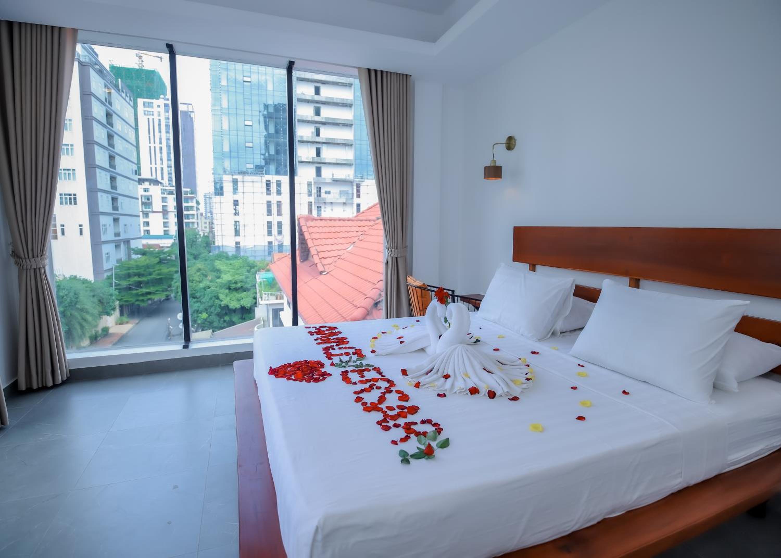 Hotel Nangkol Village - Image 1