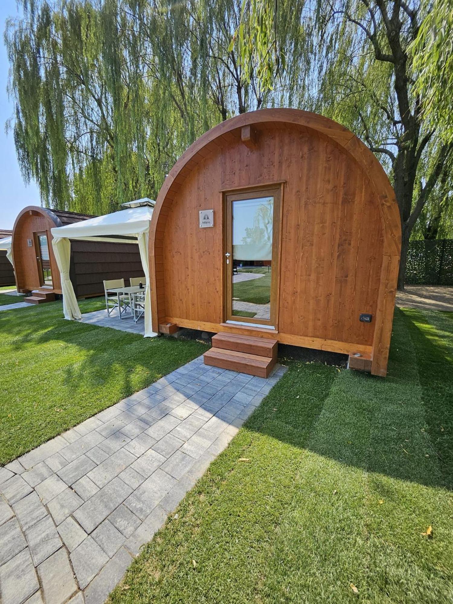 Hotel Vicolungo Glamour Lodge & SPA - Free SPA Hot Tub e Sauna - Image 1