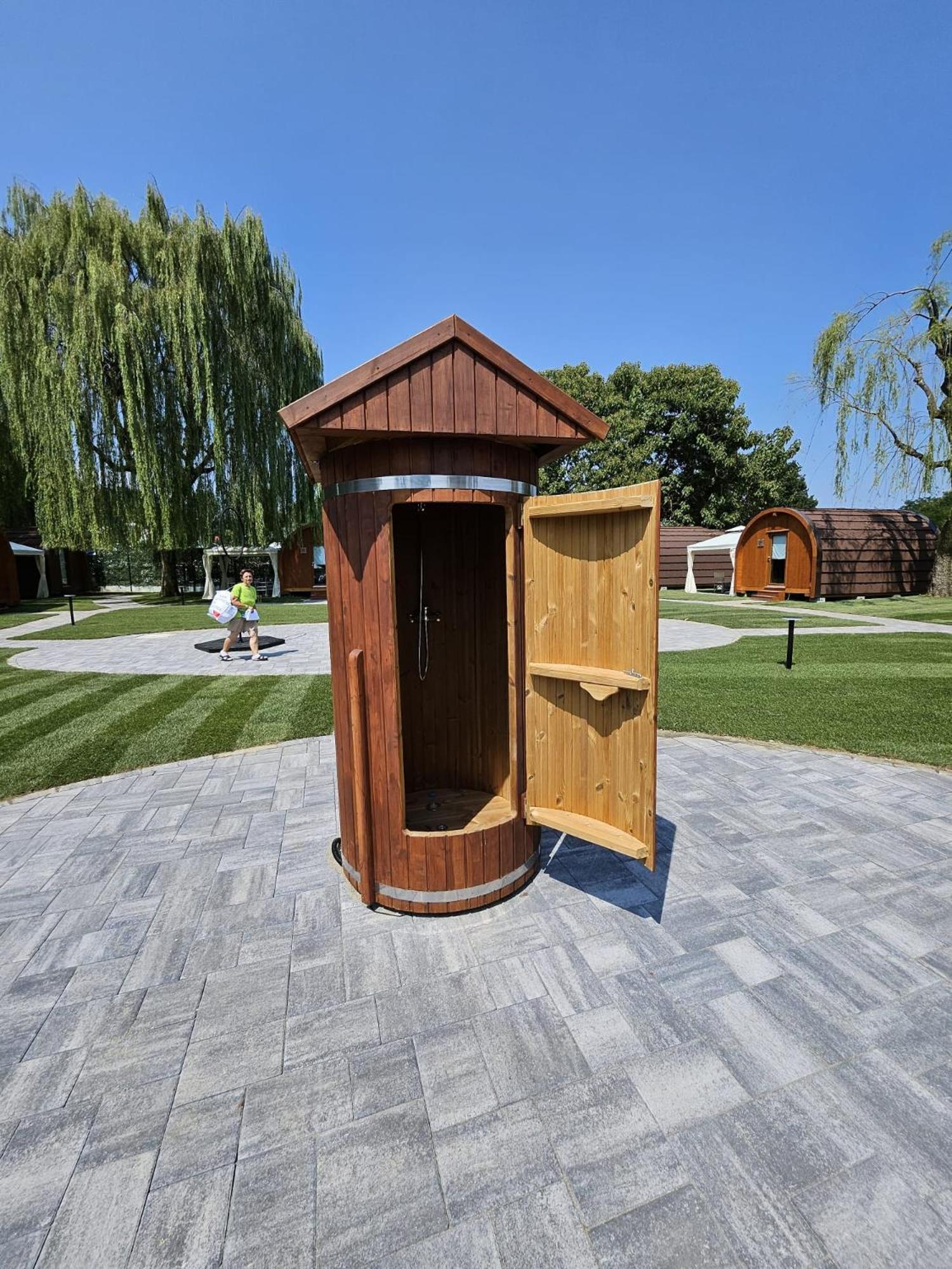 Vicolungo Glamour Lodge & SPA - Free SPA Hot Tub e Sauna view 2
