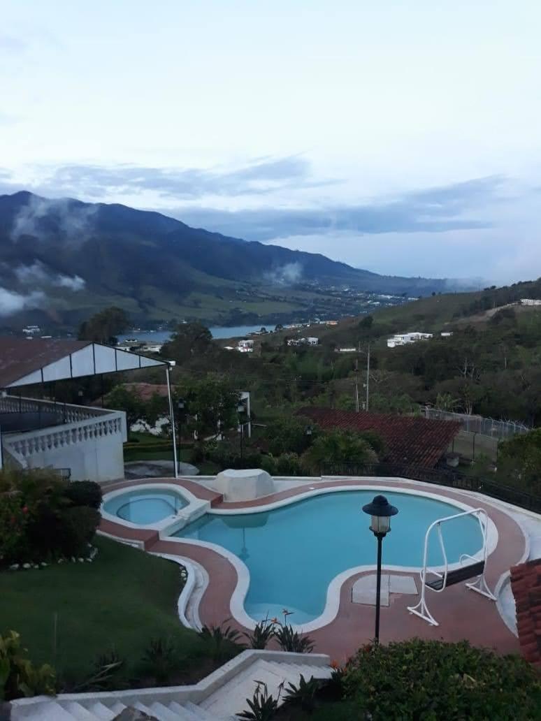 Parcelación El Lago