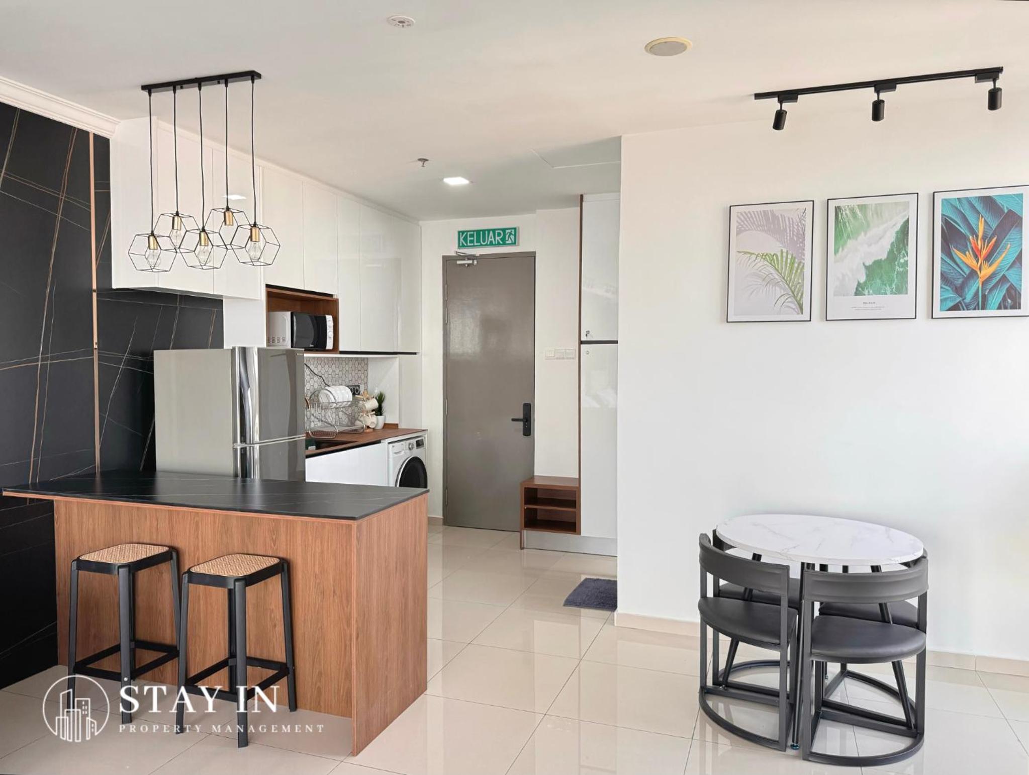 Pinnacle PJ - Free Parking, LRT, WiFi, Netflix photo 3