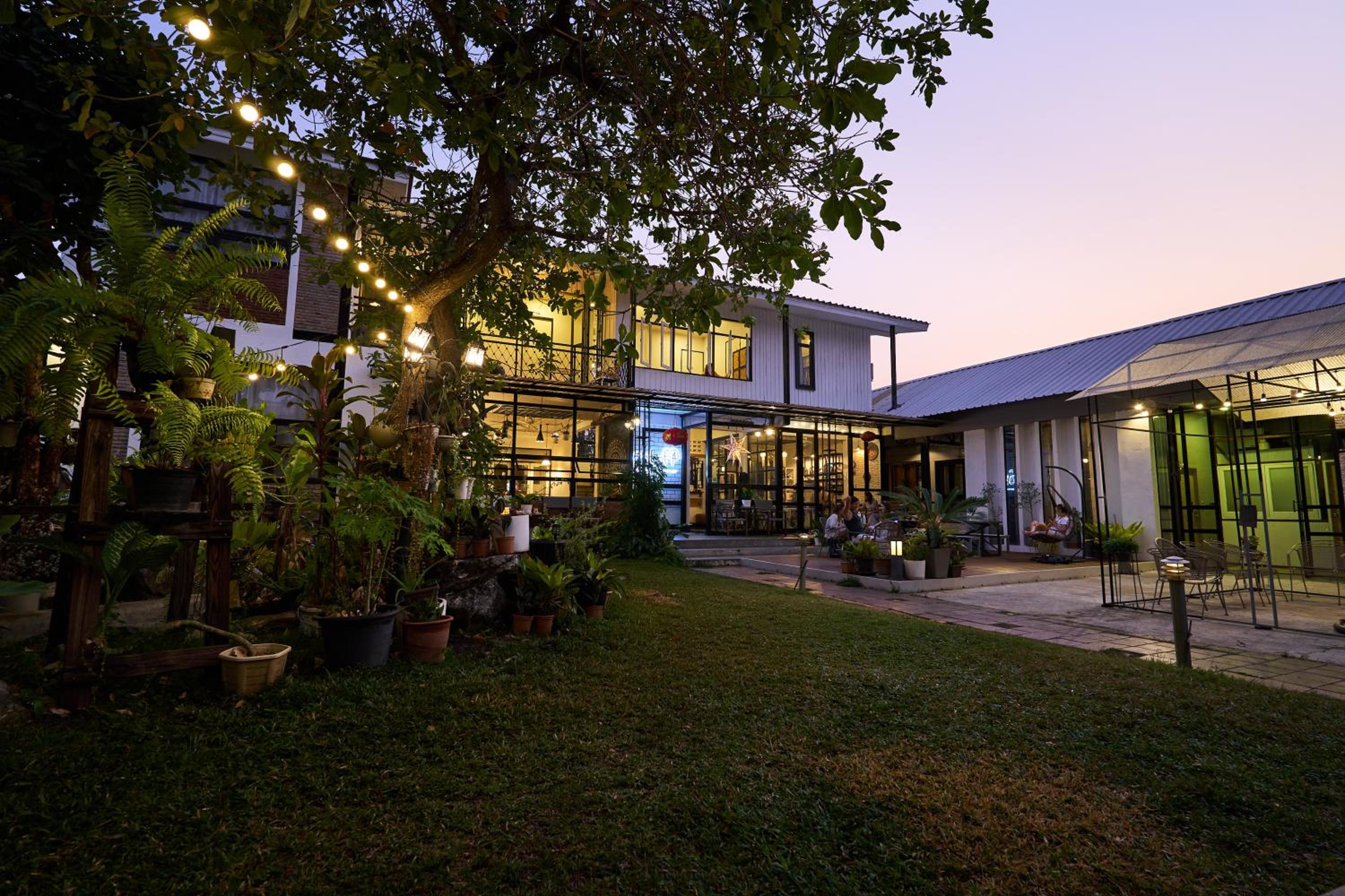 Sherloft Home & Hostel