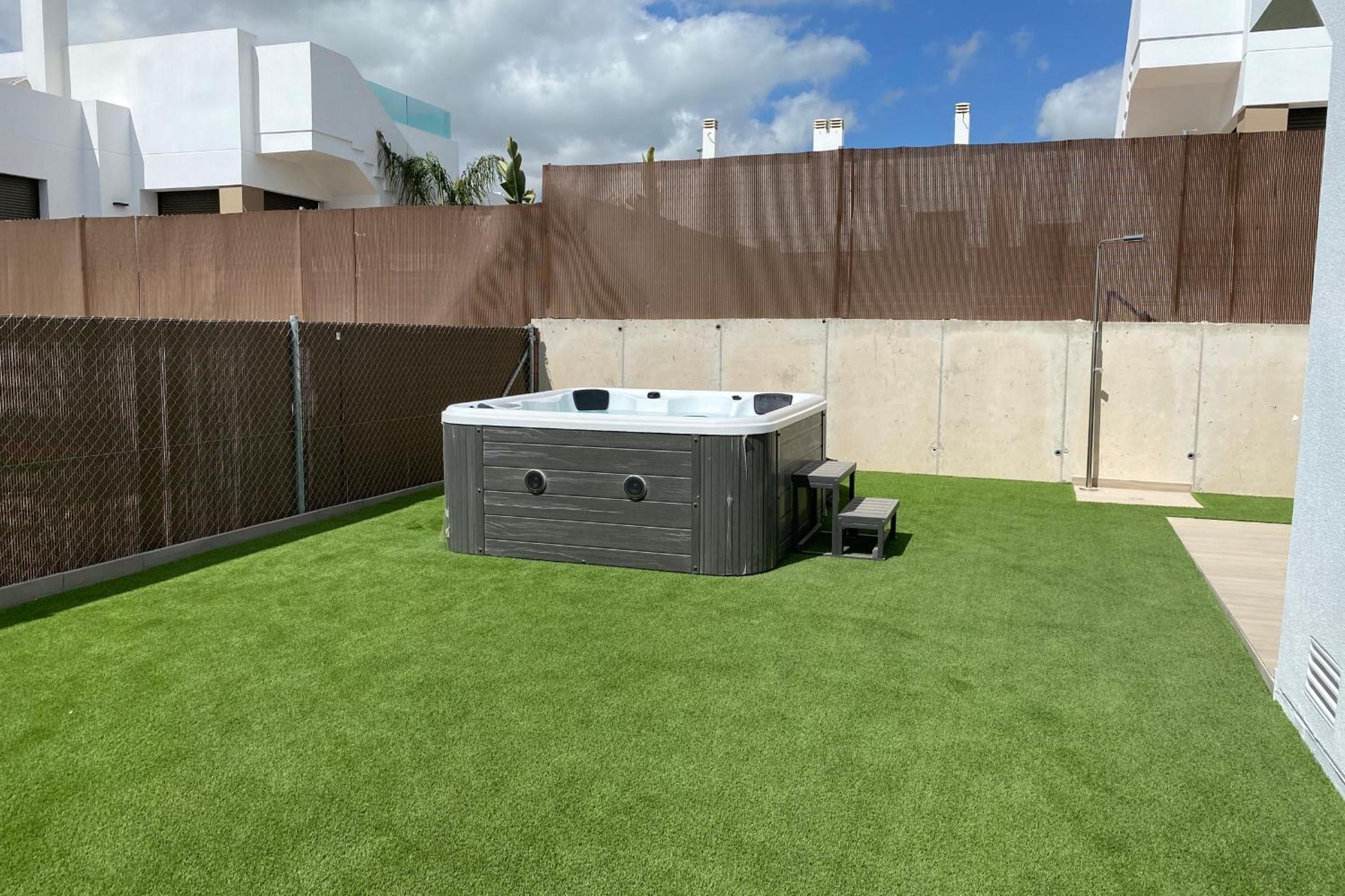 Villa with jacuzzi Golf Vistabella