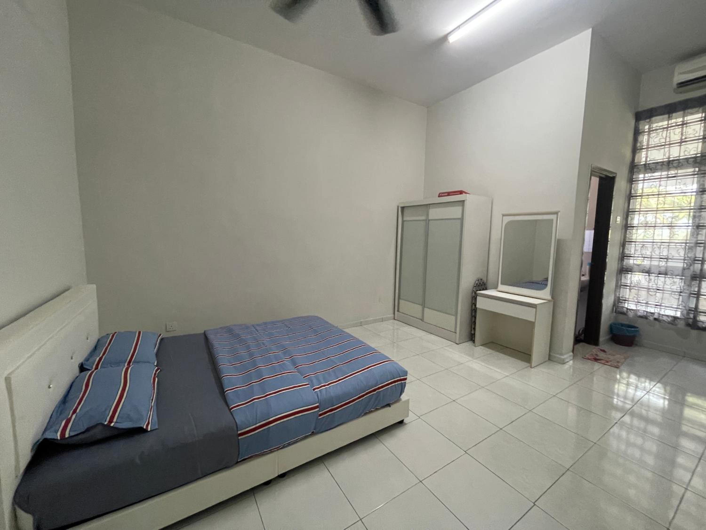 Bougainvillea Home2stay Malacca