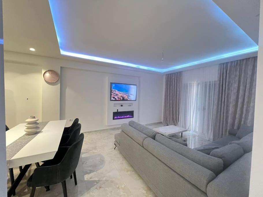 Floridas apartment photo 5