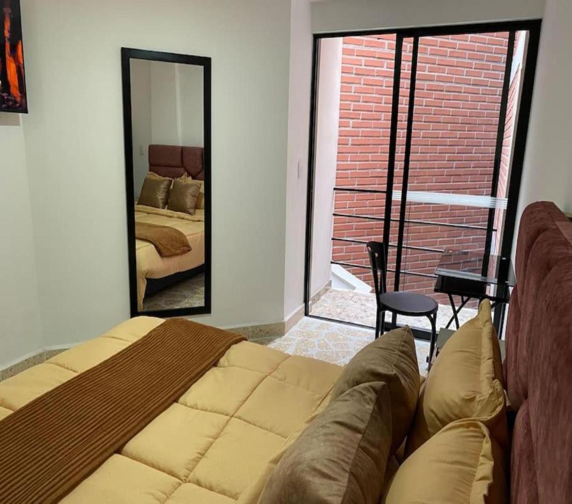 Loft Medellín Céntrico, cómodo y con parking 210