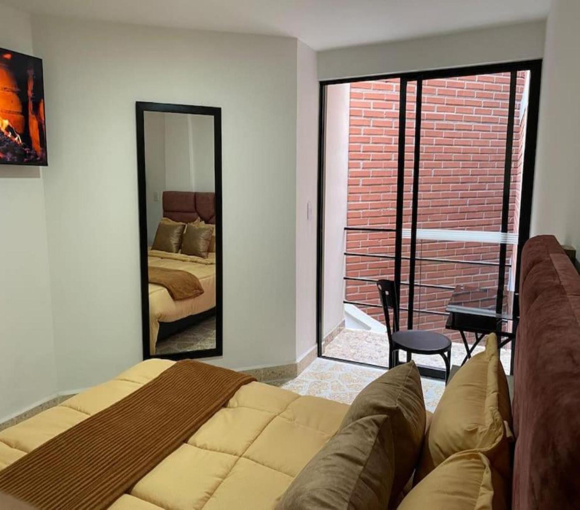 Loft Medellín Céntrico, cómodo y con parking 210