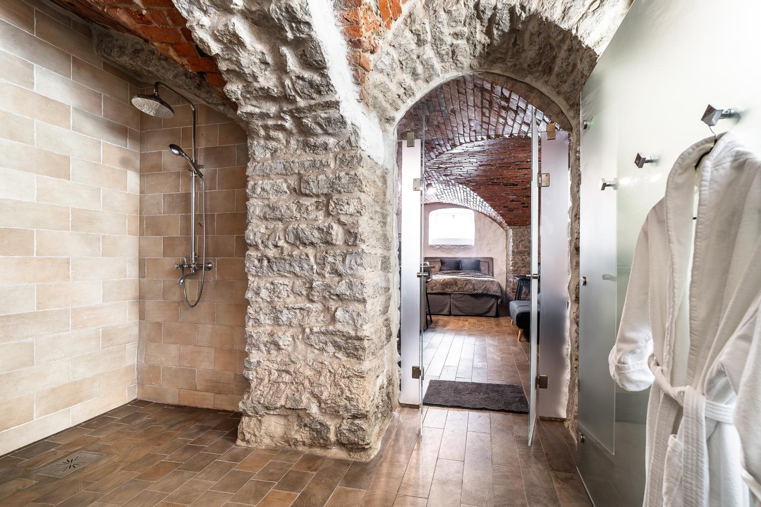 Historical & Modern Business Suite with Sauna @Kadriorg view 5