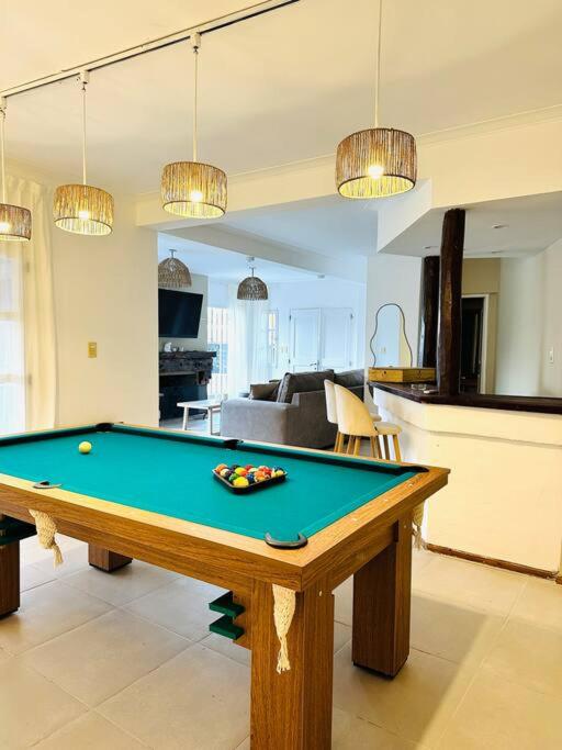 Espectacular casa en Chacras, con piscina y pool