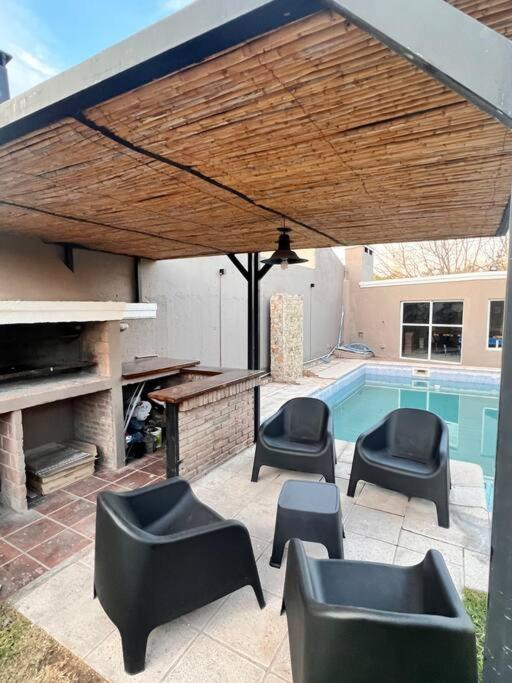 Espectacular casa en Chacras, con piscina y pool