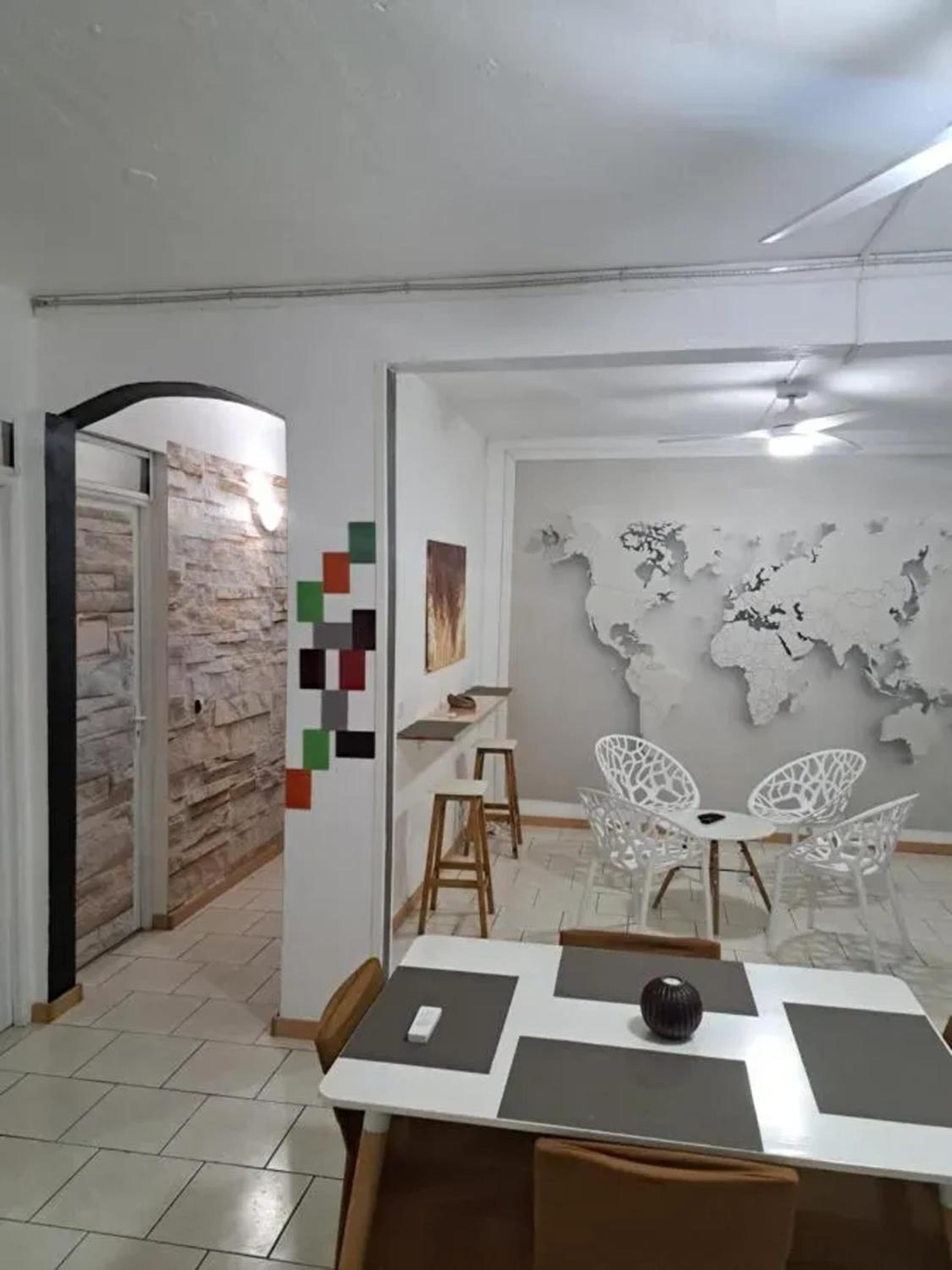 Maison familiale avec piscine à Baie-Mahault - 120 m² - 8 pers view 3