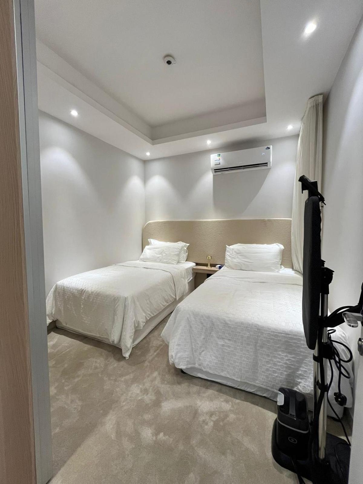 Nada home