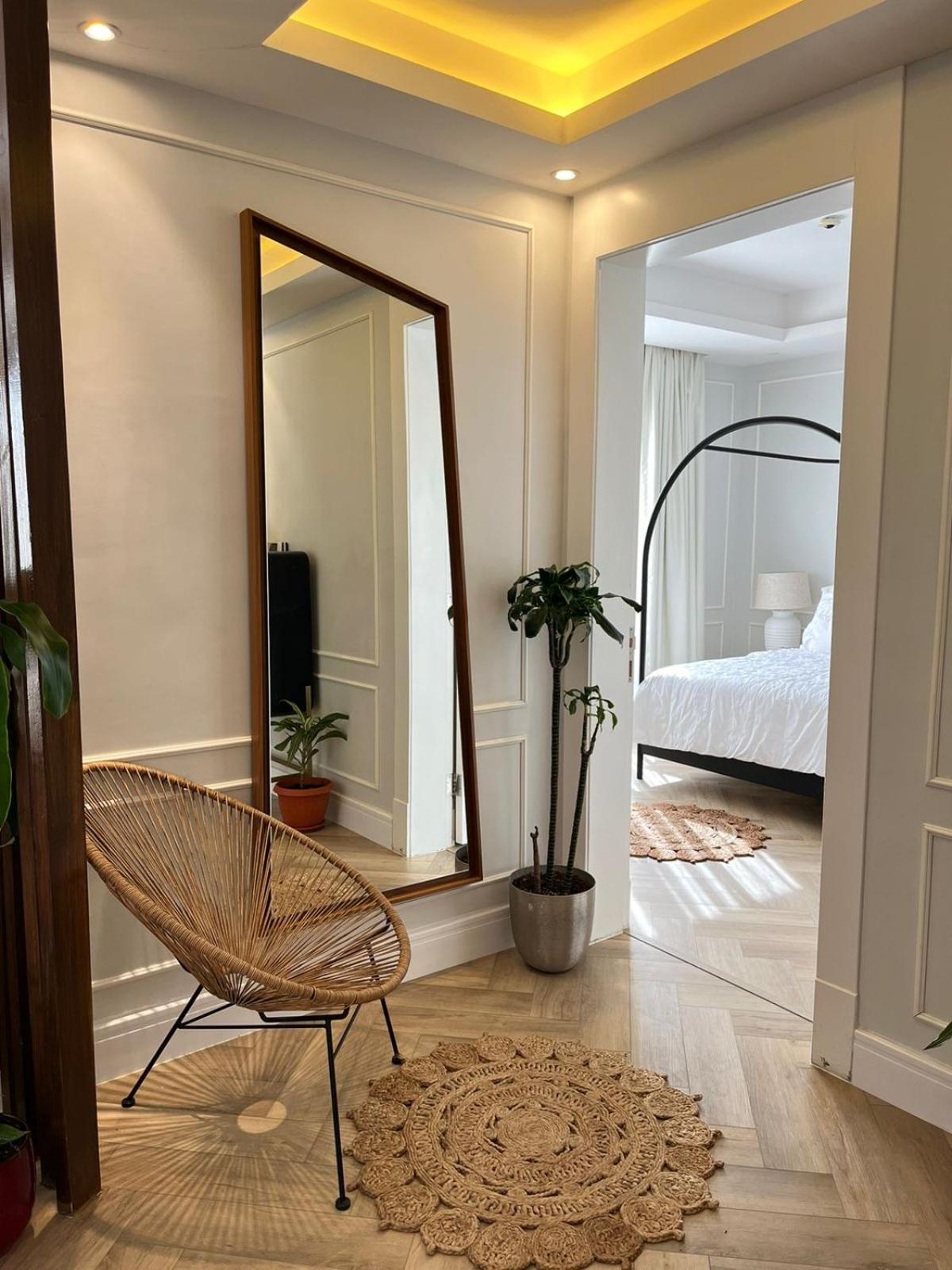 Nada home