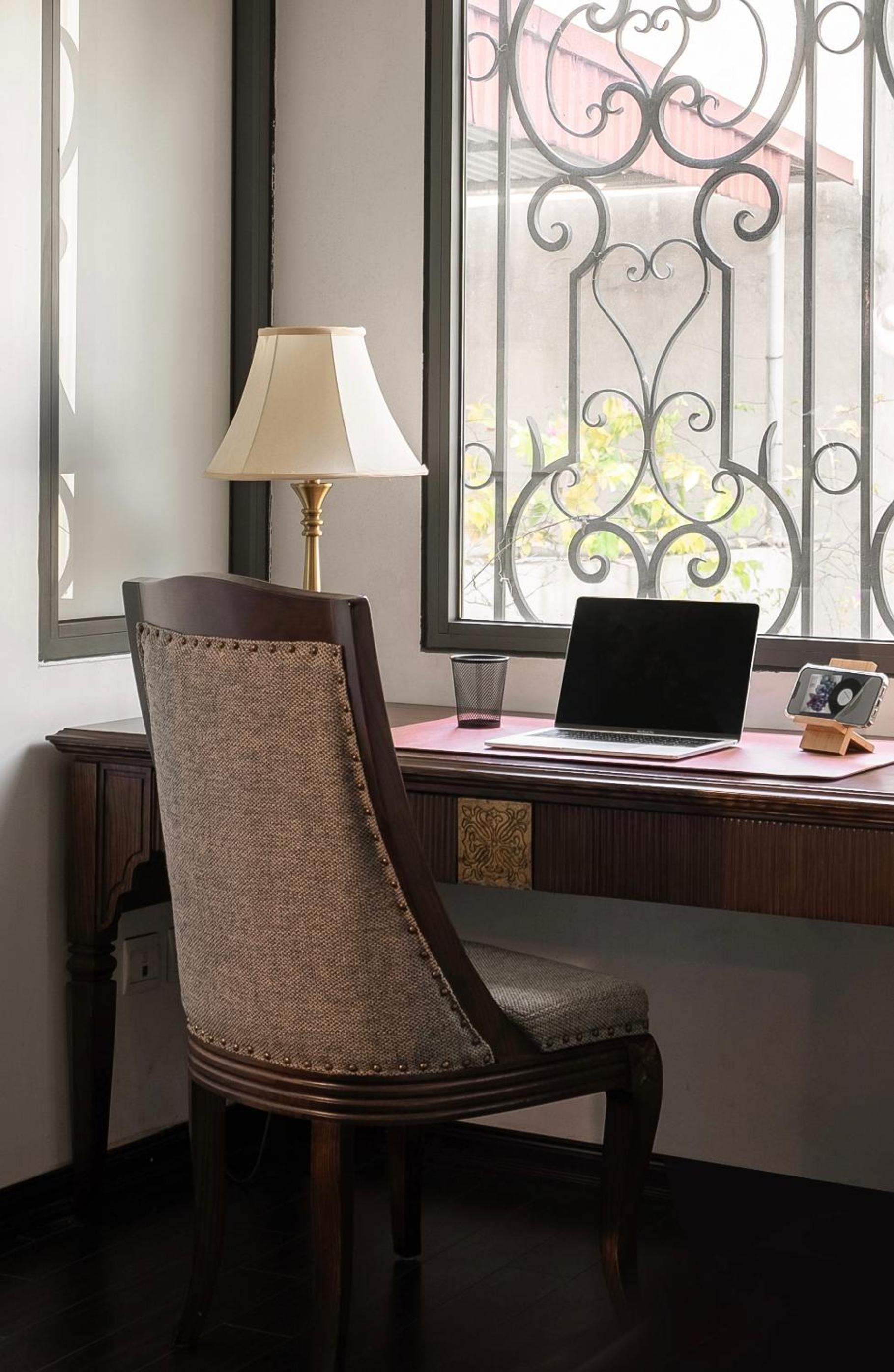 THAICOM Apartment