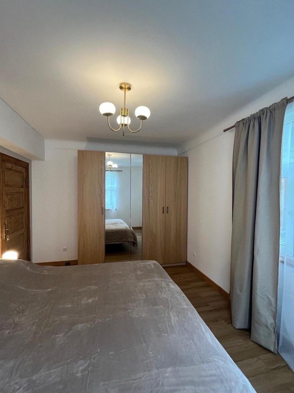 Melluzi PARK apartment