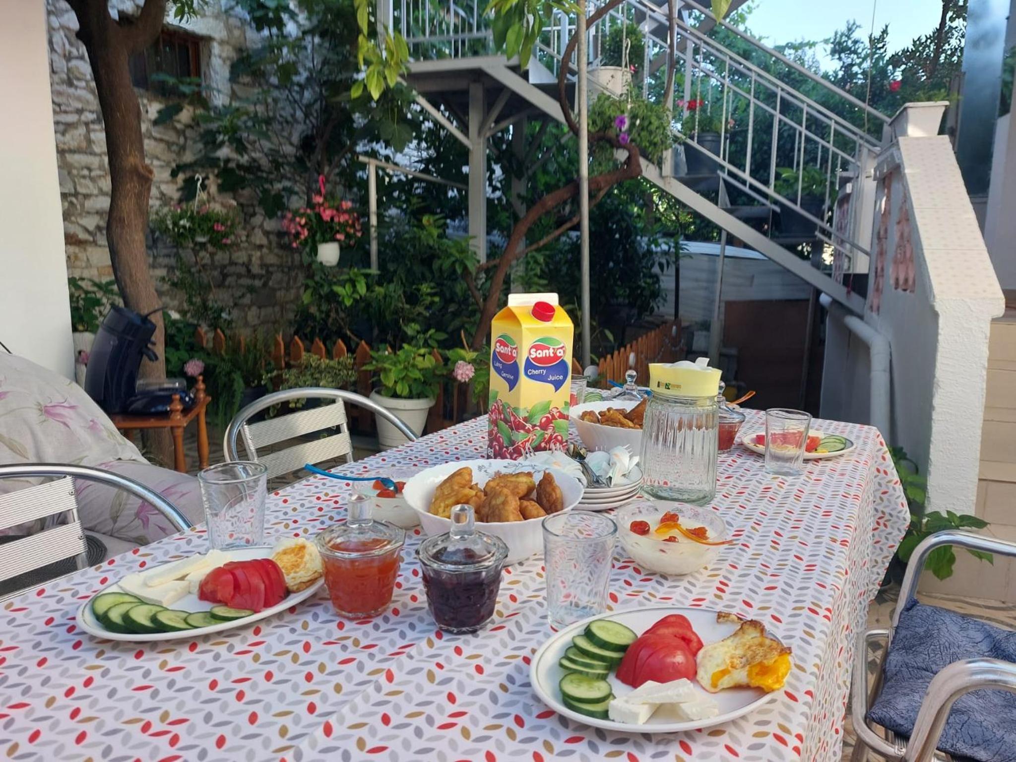 Guest House Flowers