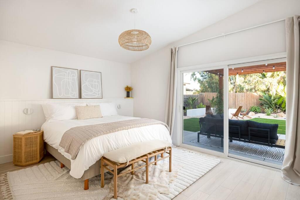 New 4 Bed Home with Spa, Fire Pit & Tranquil Vibe view 5