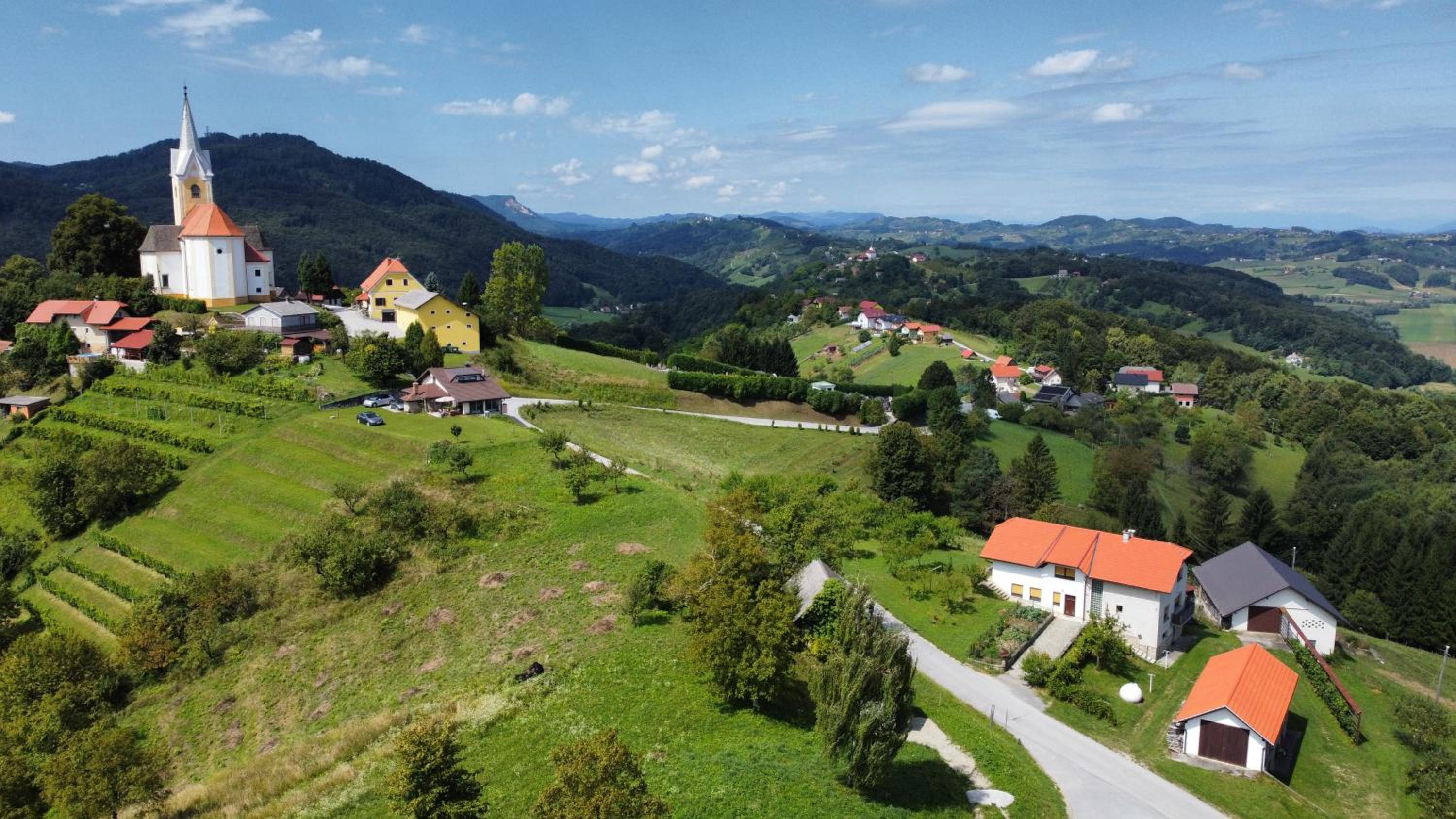 Apartma PRI AJHECI view 4