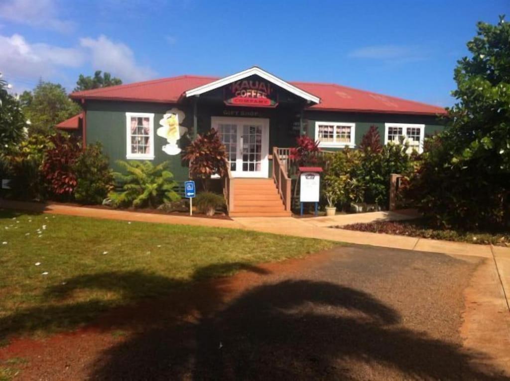 Hotel Lovely Remodeled Garden Deluxe Kiahuna Condo Partial Ocean View