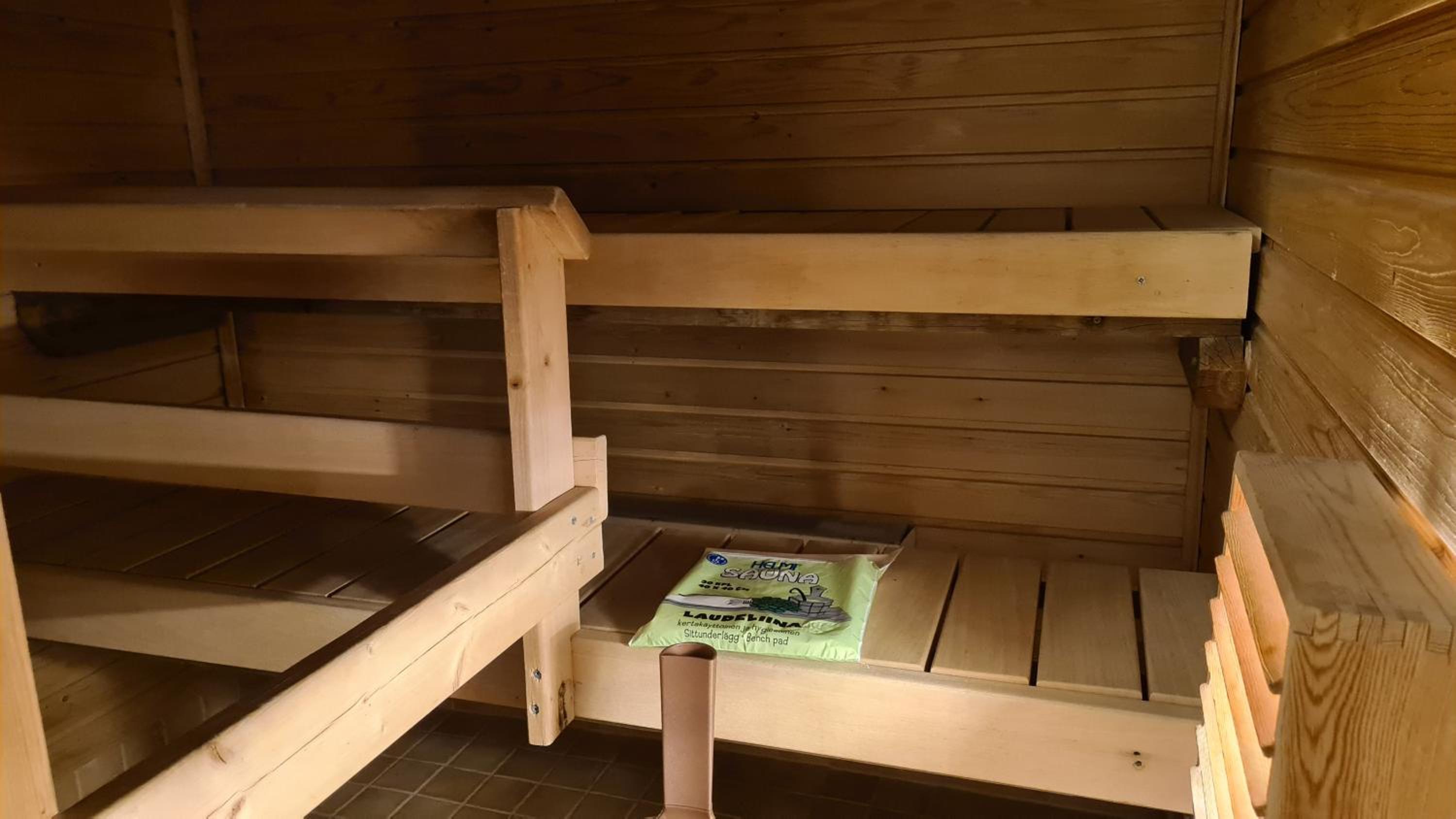 3-bedroom lake view and near center apartment with sauna view 2