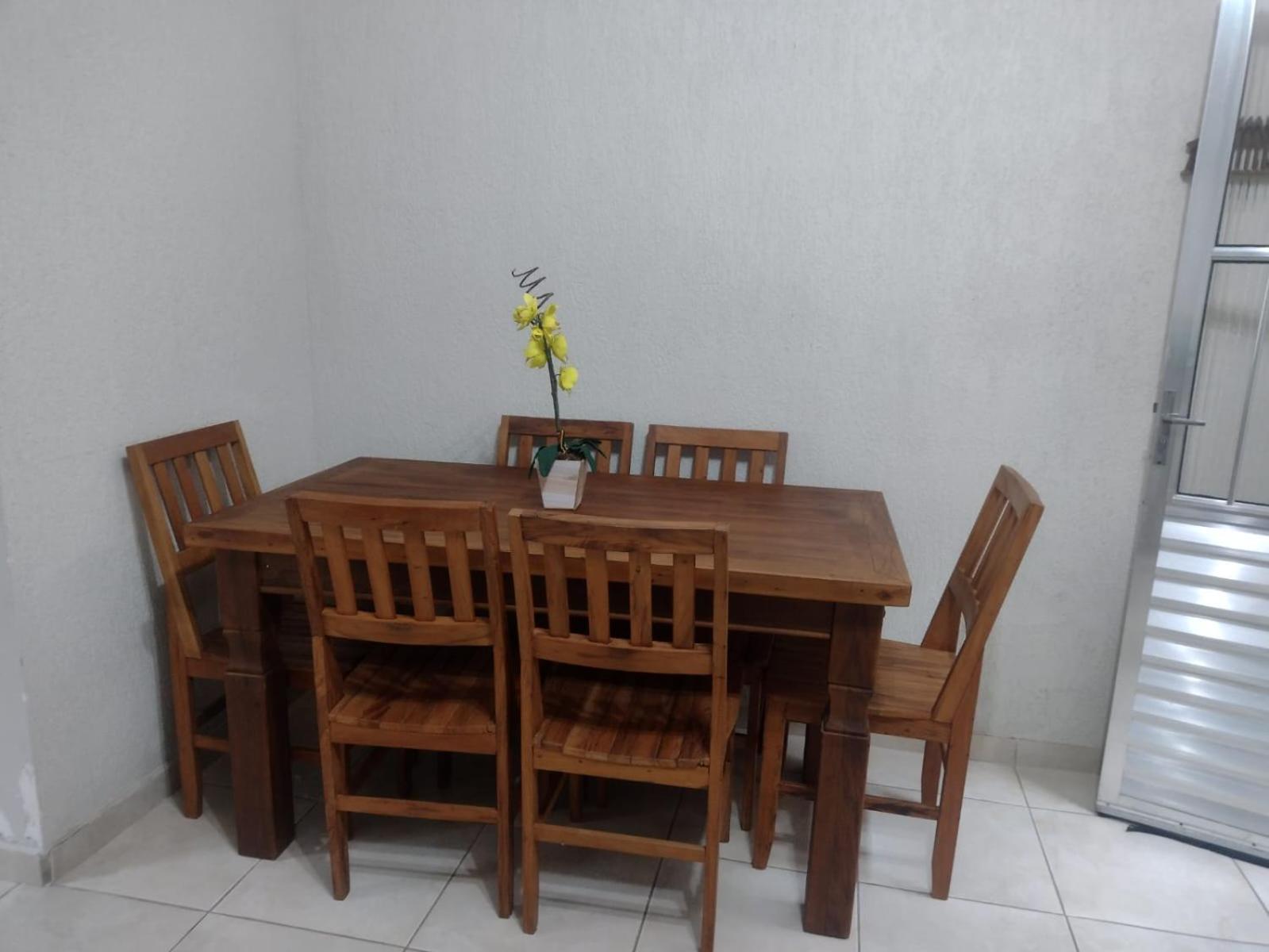 Casa em condomínio 150m praia